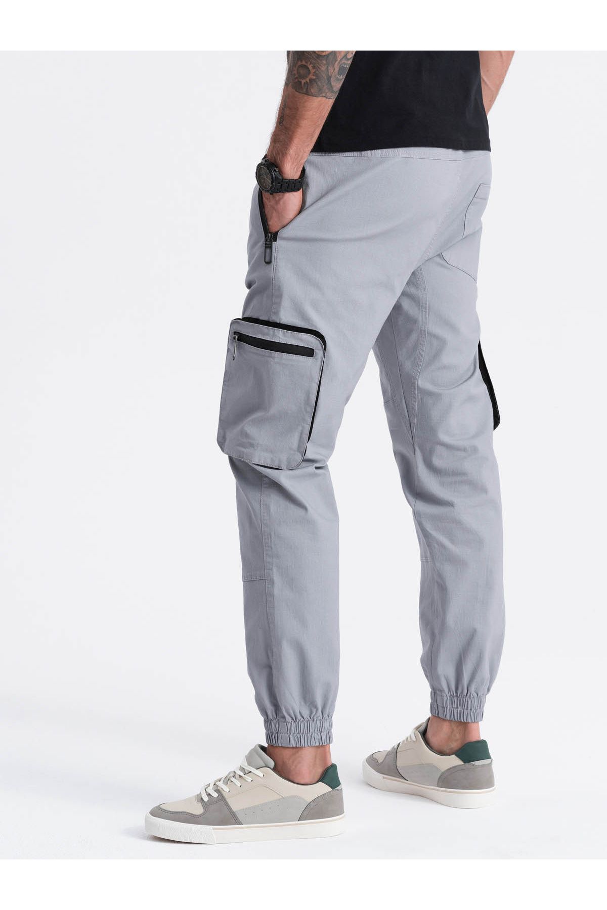 OMBRE-Men's JOGGER pants with stand-off and zippered cargo pockets - light grey V8 OM-PAJO-0135 S 13