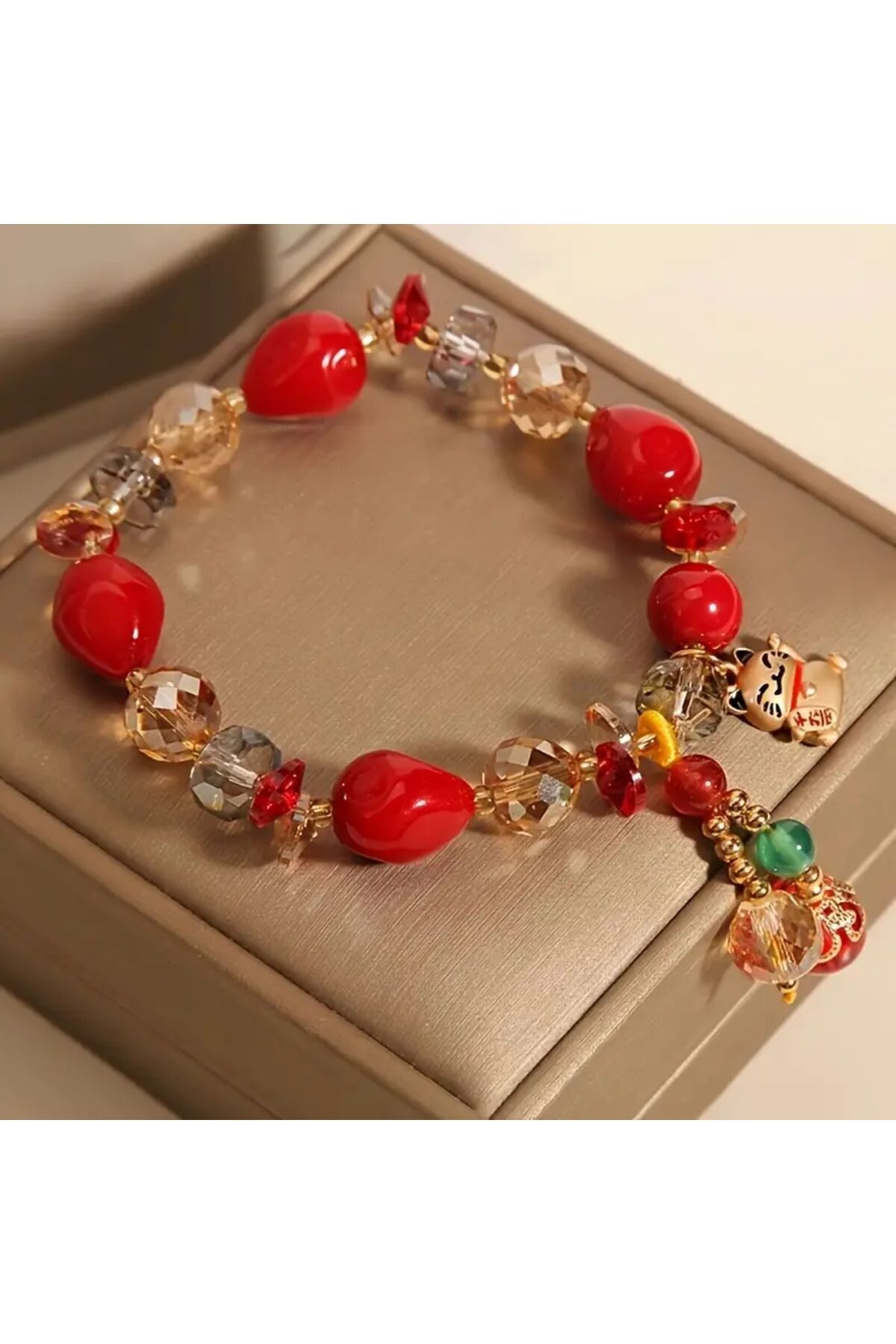 Minnoş Dükkan-Red Lucky Cat Charm Bracelet 2