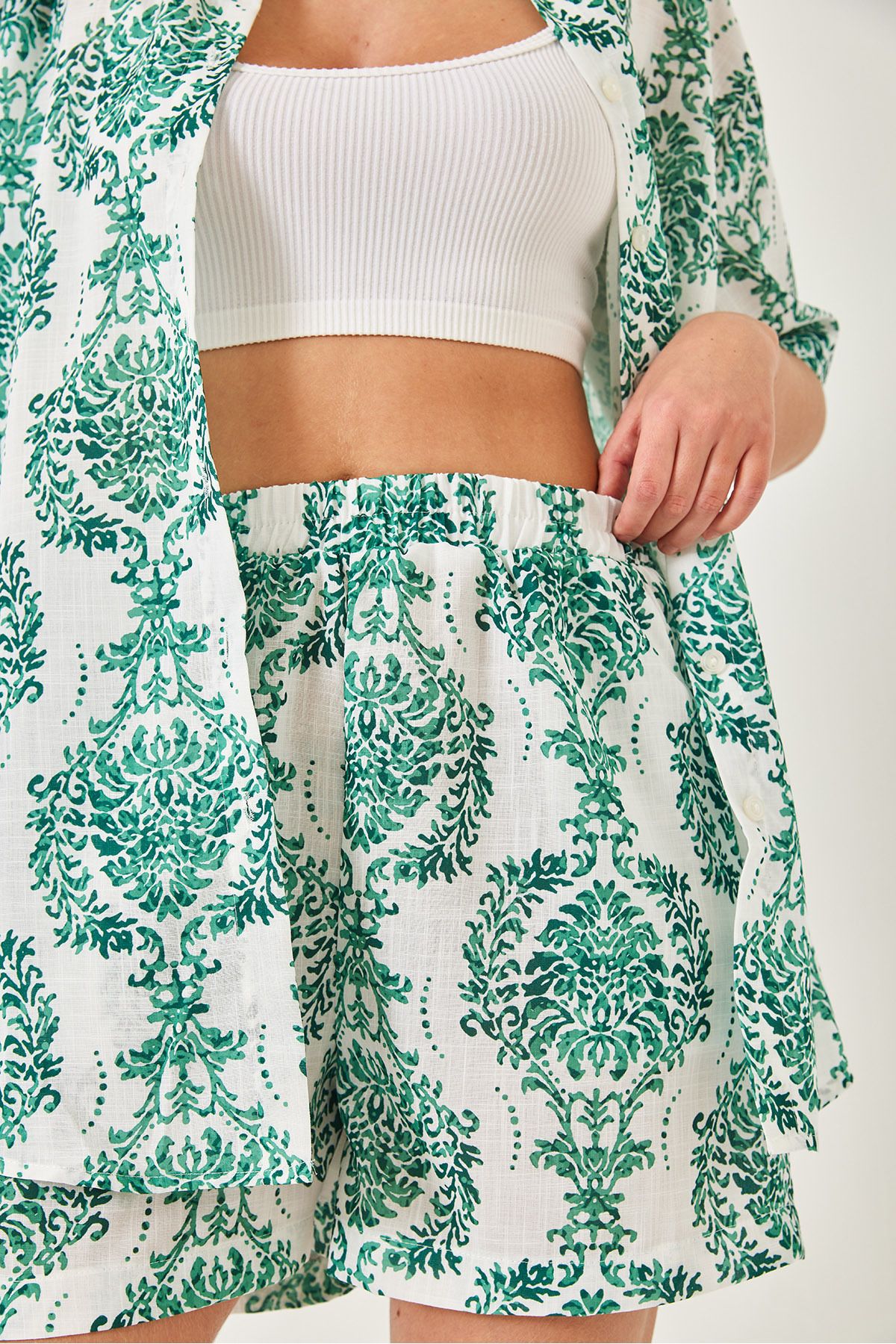 Bianco Lucci-Set aus Hemden und Shorts mit tropischem Muster für Damen – 60255 60271035 6
