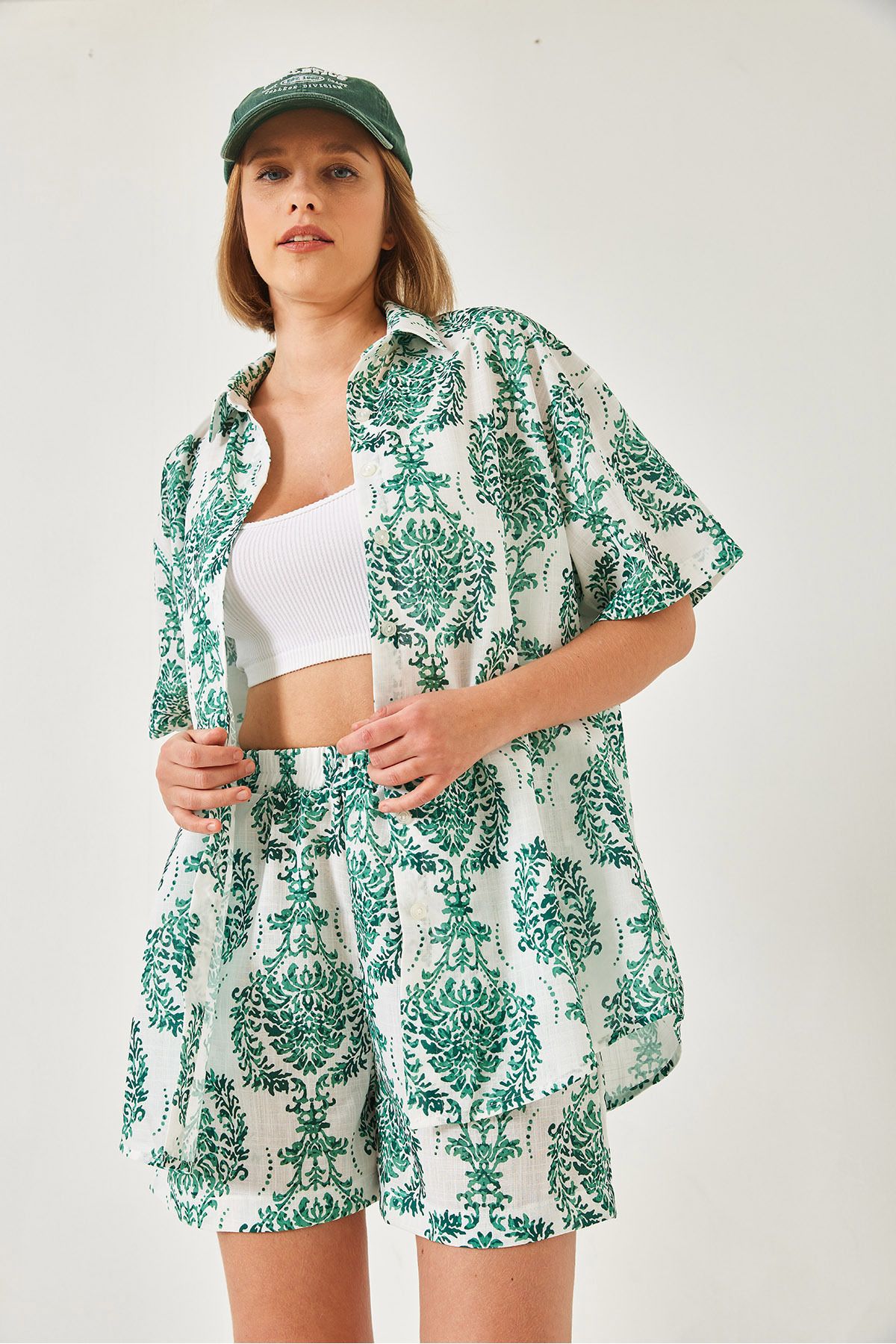 Bianco Lucci-Set aus Hemden und Shorts mit tropischem Muster für Damen – 60255 60271035 4