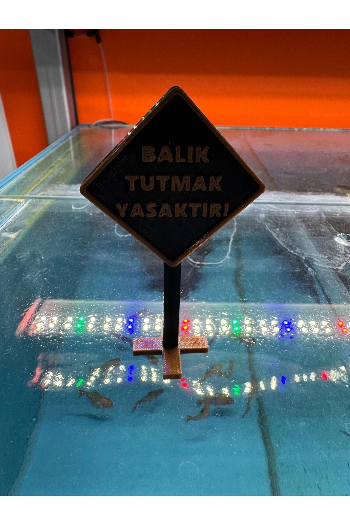 Meç Eğlenceli Yazılar (No:4) [balık Tutmak Yasaktır Siyah Üçgen]