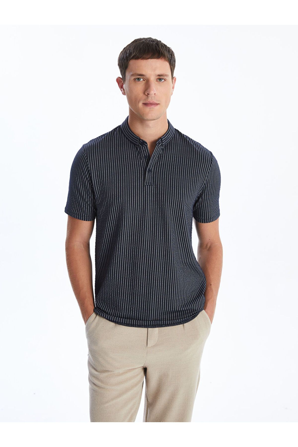 LC Waikiki Polo Yaka Kısa Kollu Erkek Dokulu Tişört
