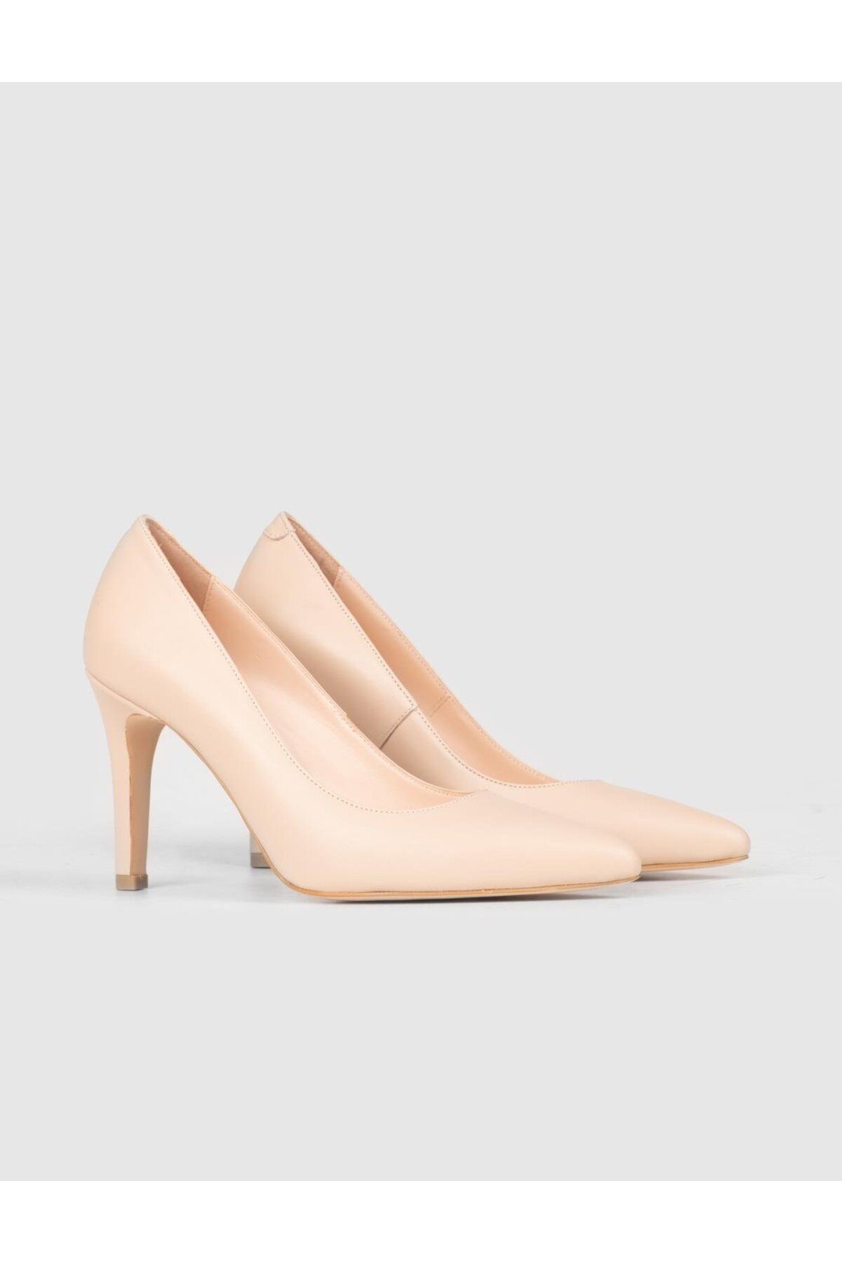 استیلتو نود زنانه چرمی واقعی Jurdan Beige Fire Heel Stiletto Cabani