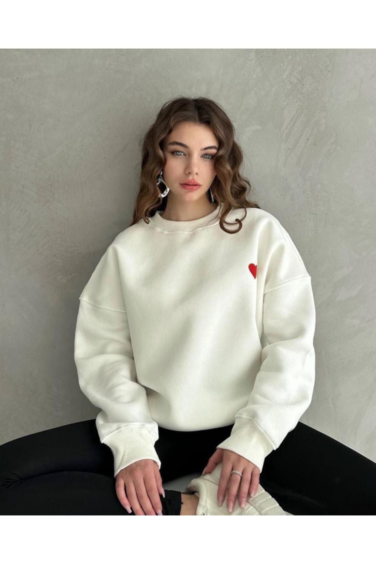 MADAM PARLA Kadın Ami Baskılı Oversize Üç İplik Şardonlu Sweatshirt