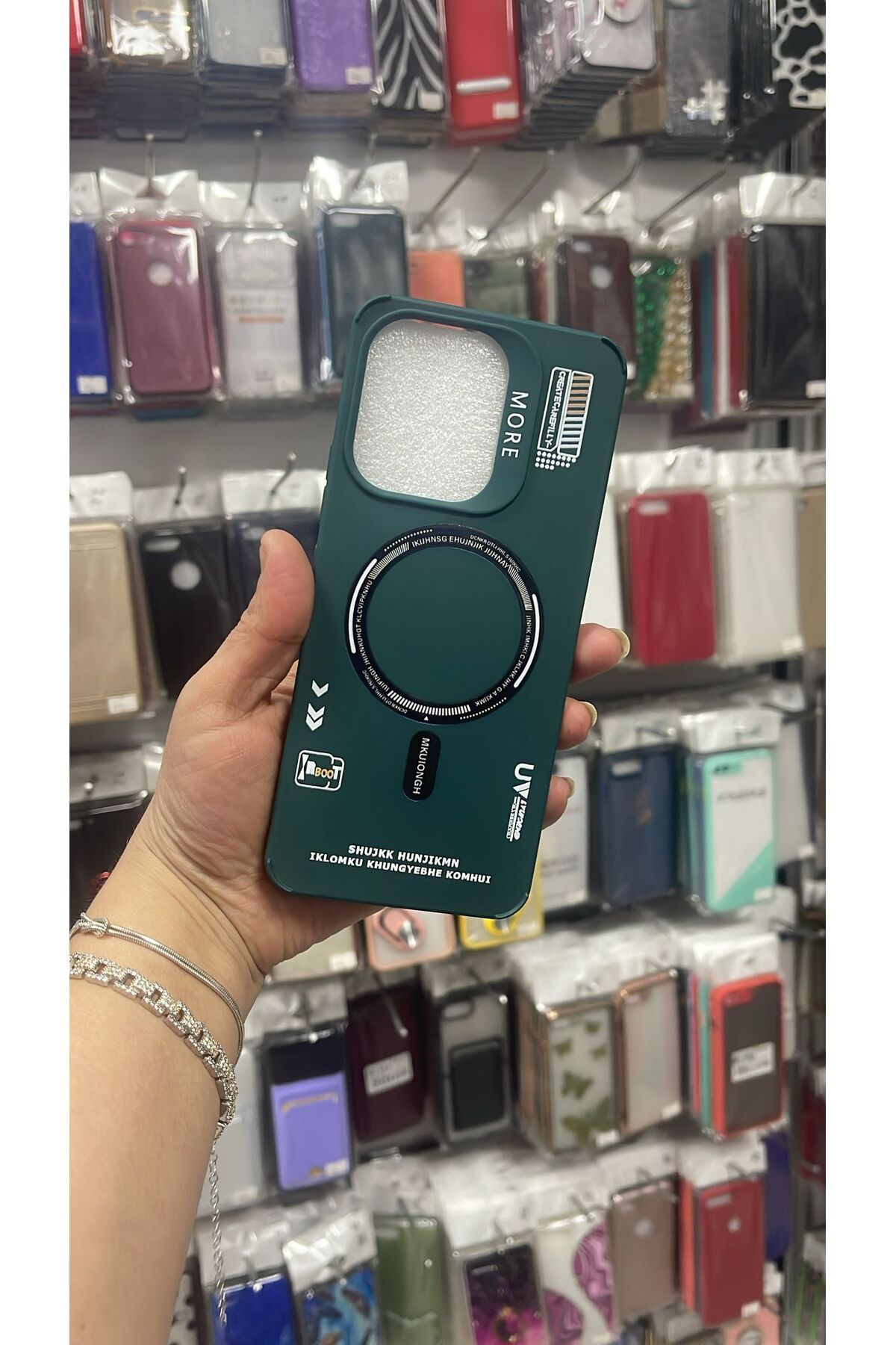 TECNOTREND TECNO SPARKK 10 PRO REENKLİ MAGSAFE KABLOSUZ SİLİKON TELEFON KILIFI