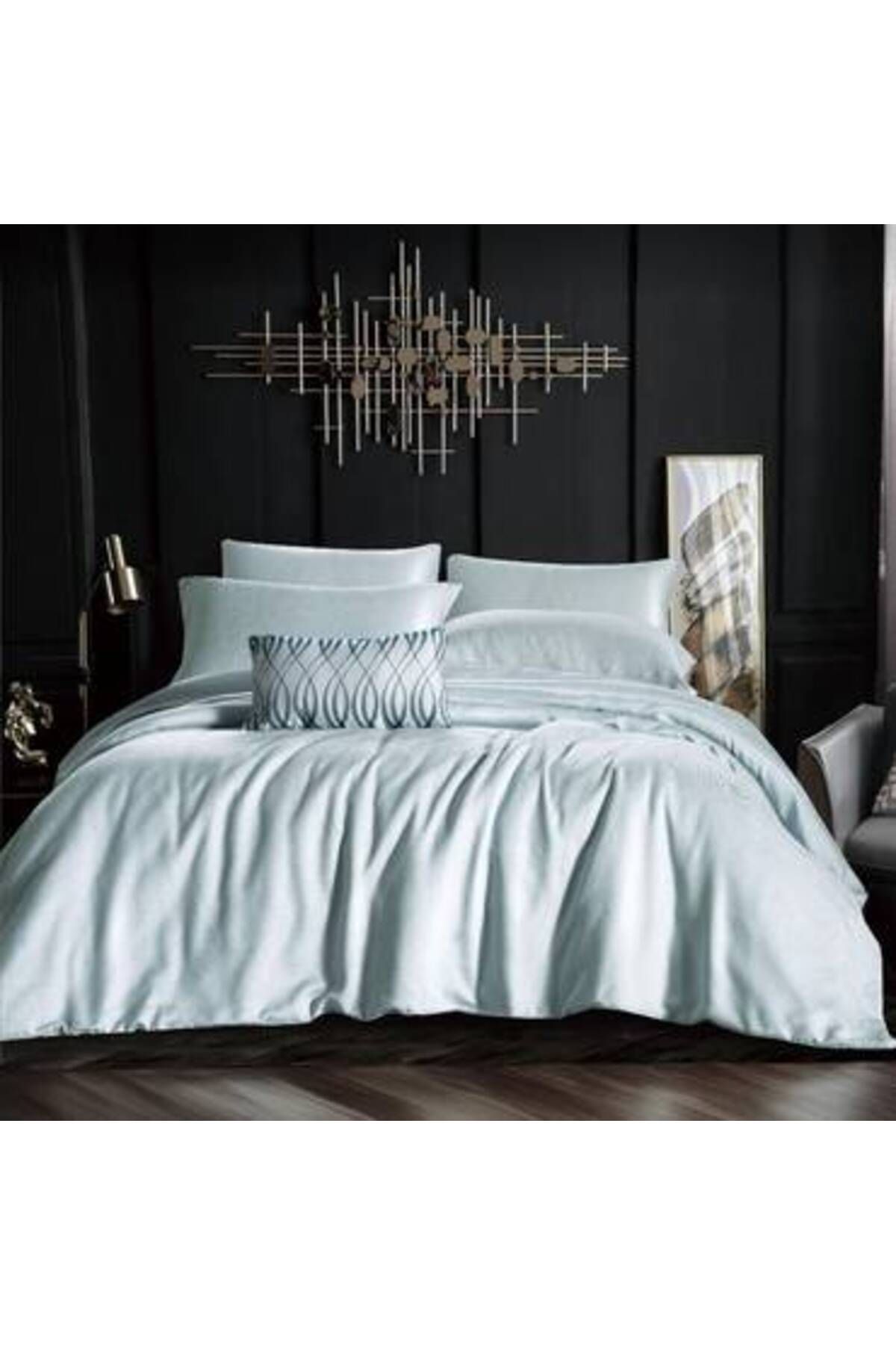 Feather-Bedding set of 7pieces king size 1