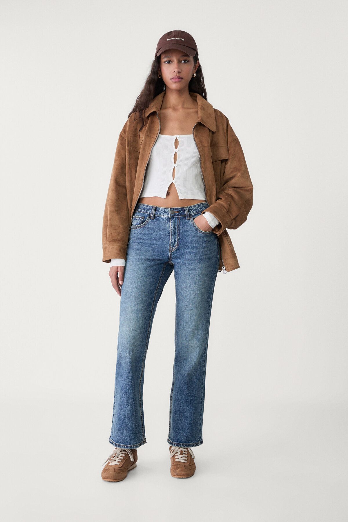 Stradivarius İspanyol paça crop jean