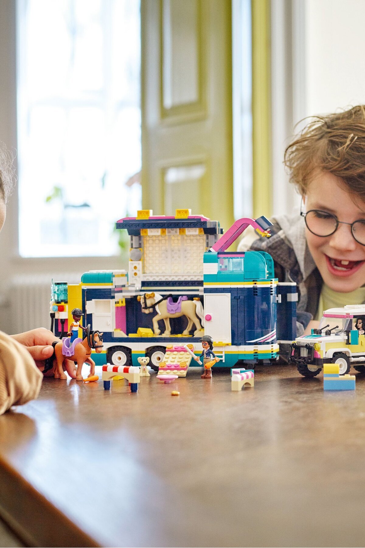 کیت مونتاژ تریلر نمایش اسب فرندز ۴۱۷۲۲، ۹۸۹ قطعه