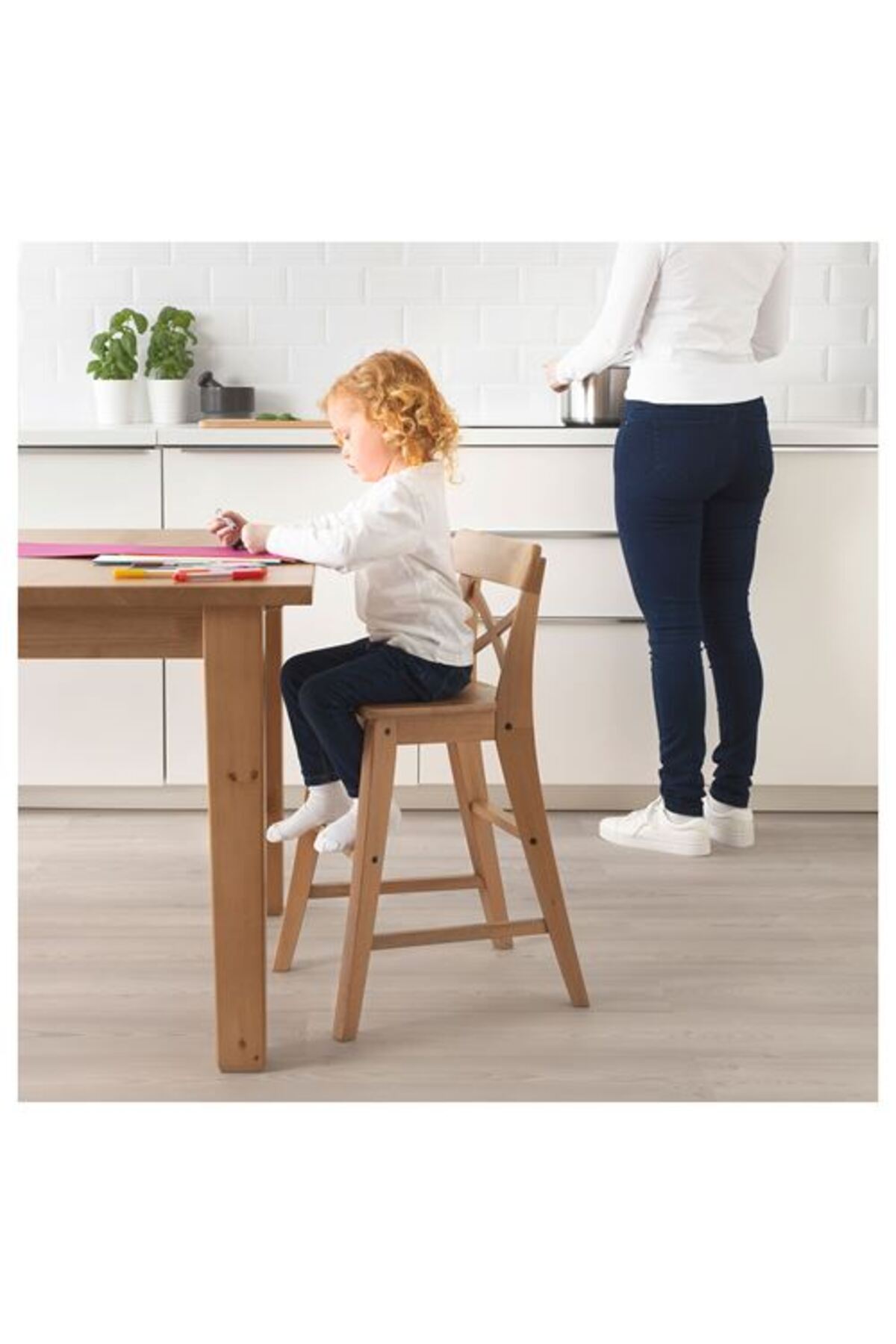 IKEA - INGOLF, çocuk sandalyesi, antika vernik, 77 cm - Fiyatı