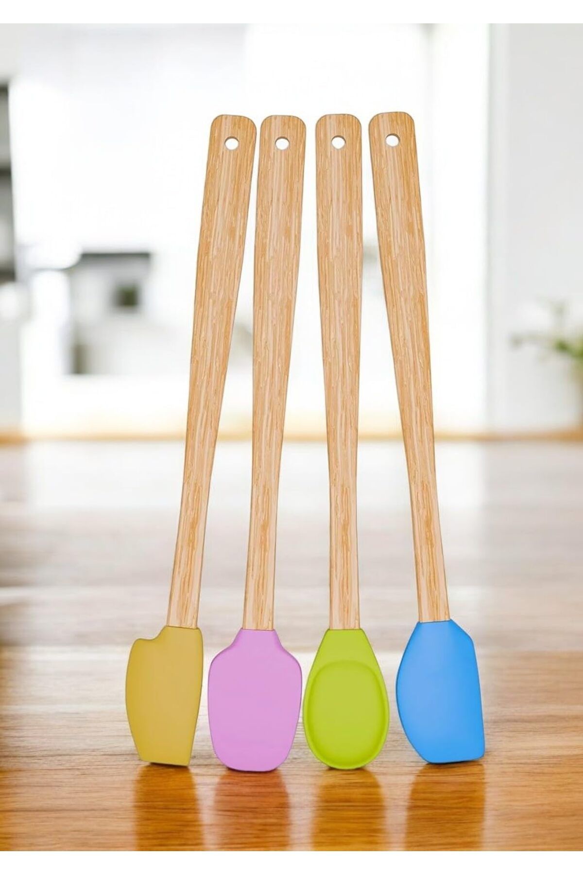 STOREMAX ysstorex 4 Adet 4 Renk Ahşap Saplı Pastel Renkli Isıya Dayanıklı Silikon Spatula Seti Mutfak Se
