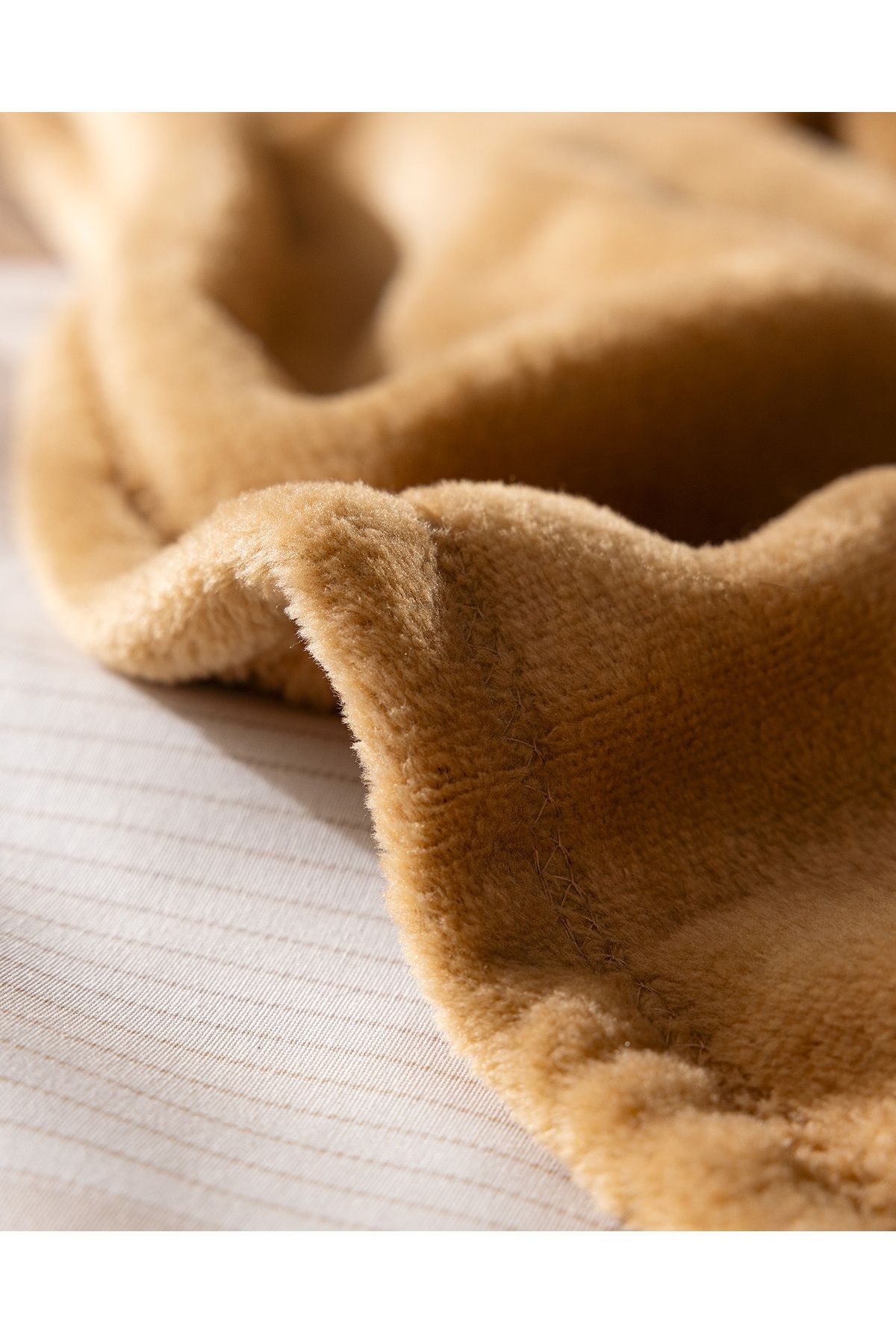 Madame Coco-Desty Camel Cotton Double Blanket Set 7