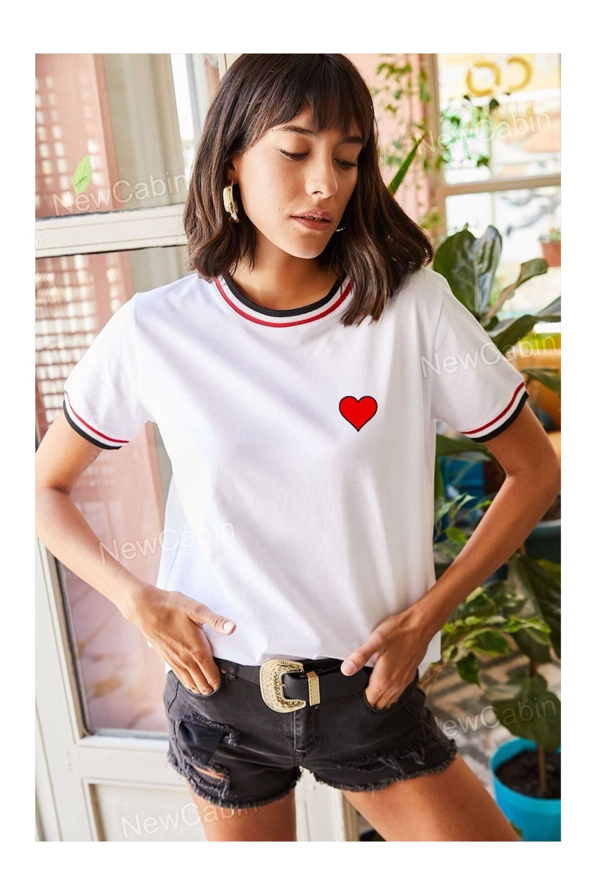 NewCabin-New Season Unisex Sle and Collar Stripe Detailed Relaxed Fit Heart Printed White T-Shirt 2