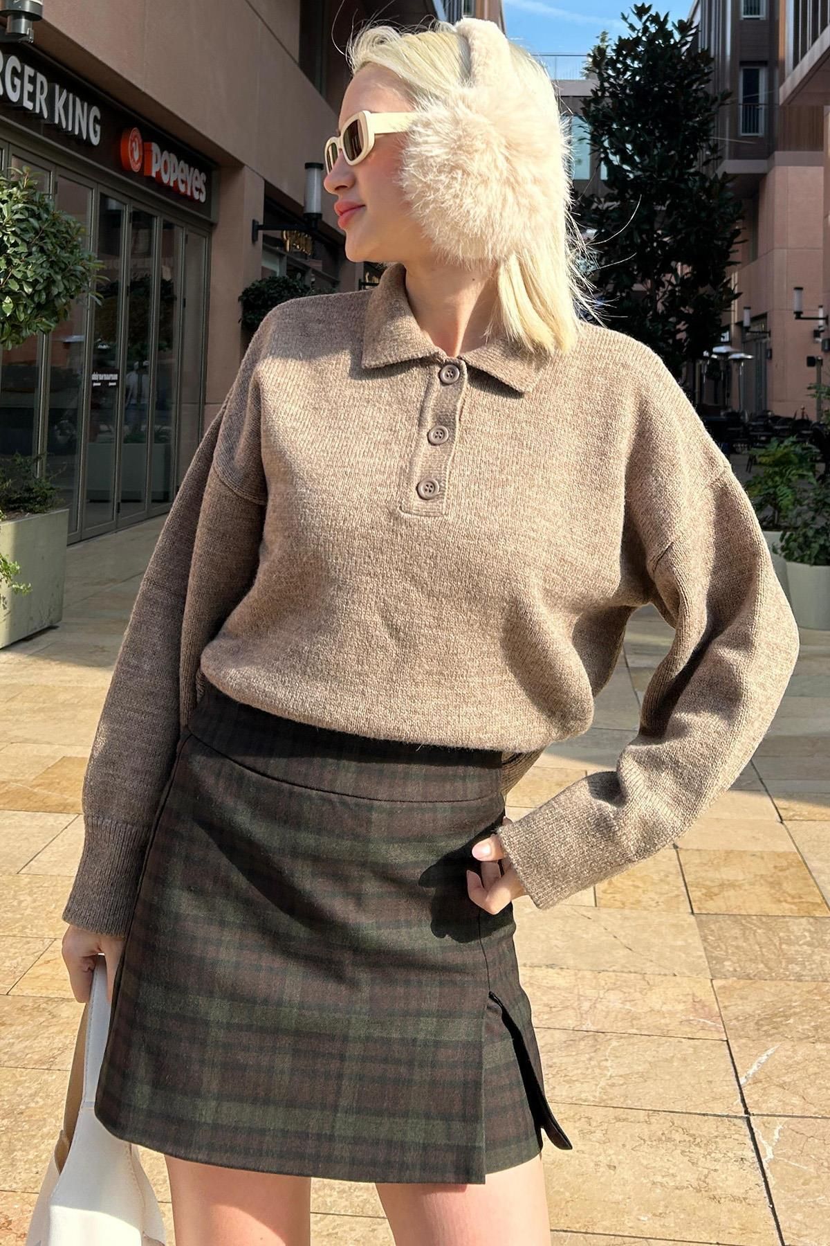 Madmext-Plaid Khaki Women's Shorts Skirt - Mg2316 3
