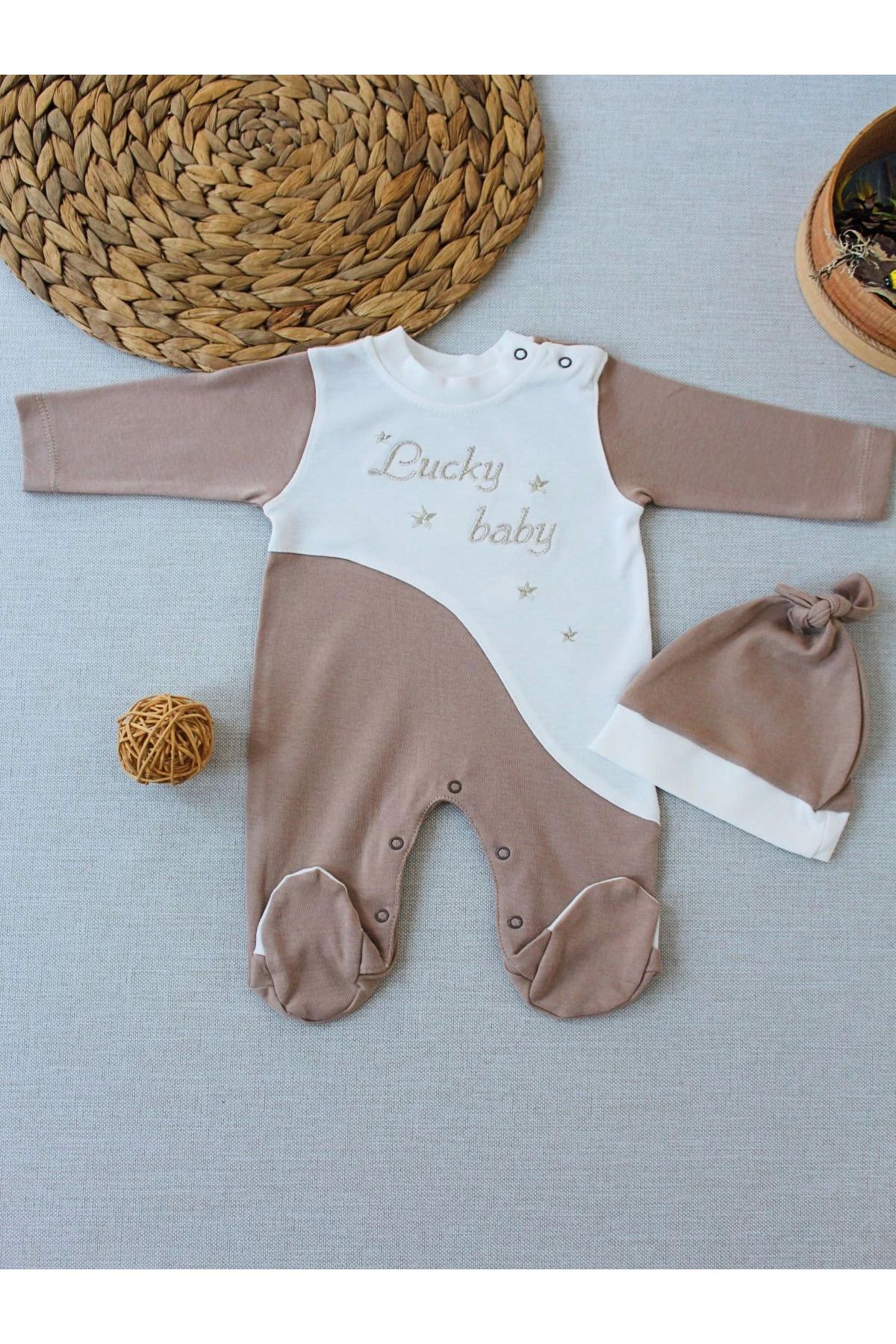 velmorafashion 0-3 3-6 Ay Lucky Baby Nakışlı Es Çizgi Boy Şapkalı Erkek Bebek Tulumu Kahverengi