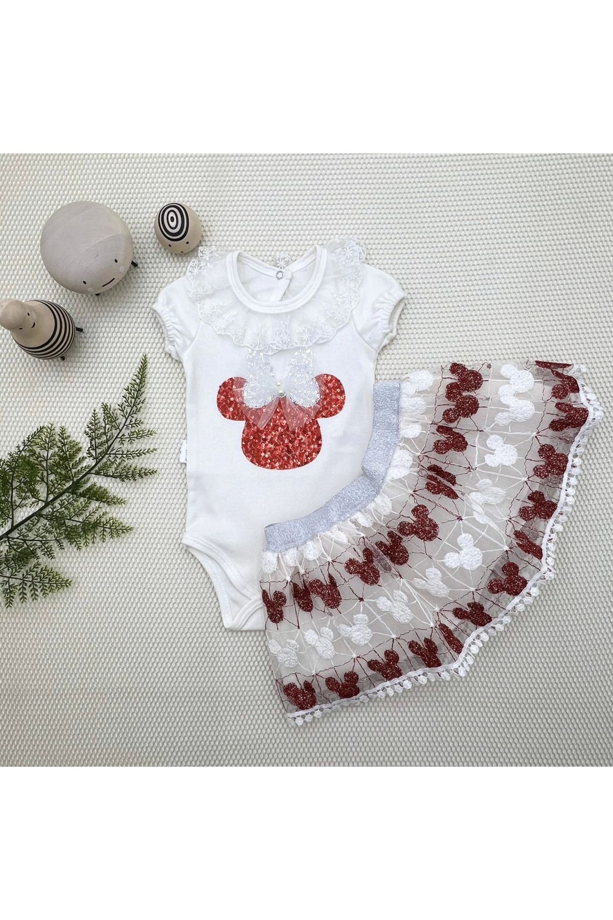 Fashi10 1-2-3 Yaş Payetli Mickey Nakışlı Kısa Kollu Brode Etekli 2li Kız Bebek Takımı Kırmızı