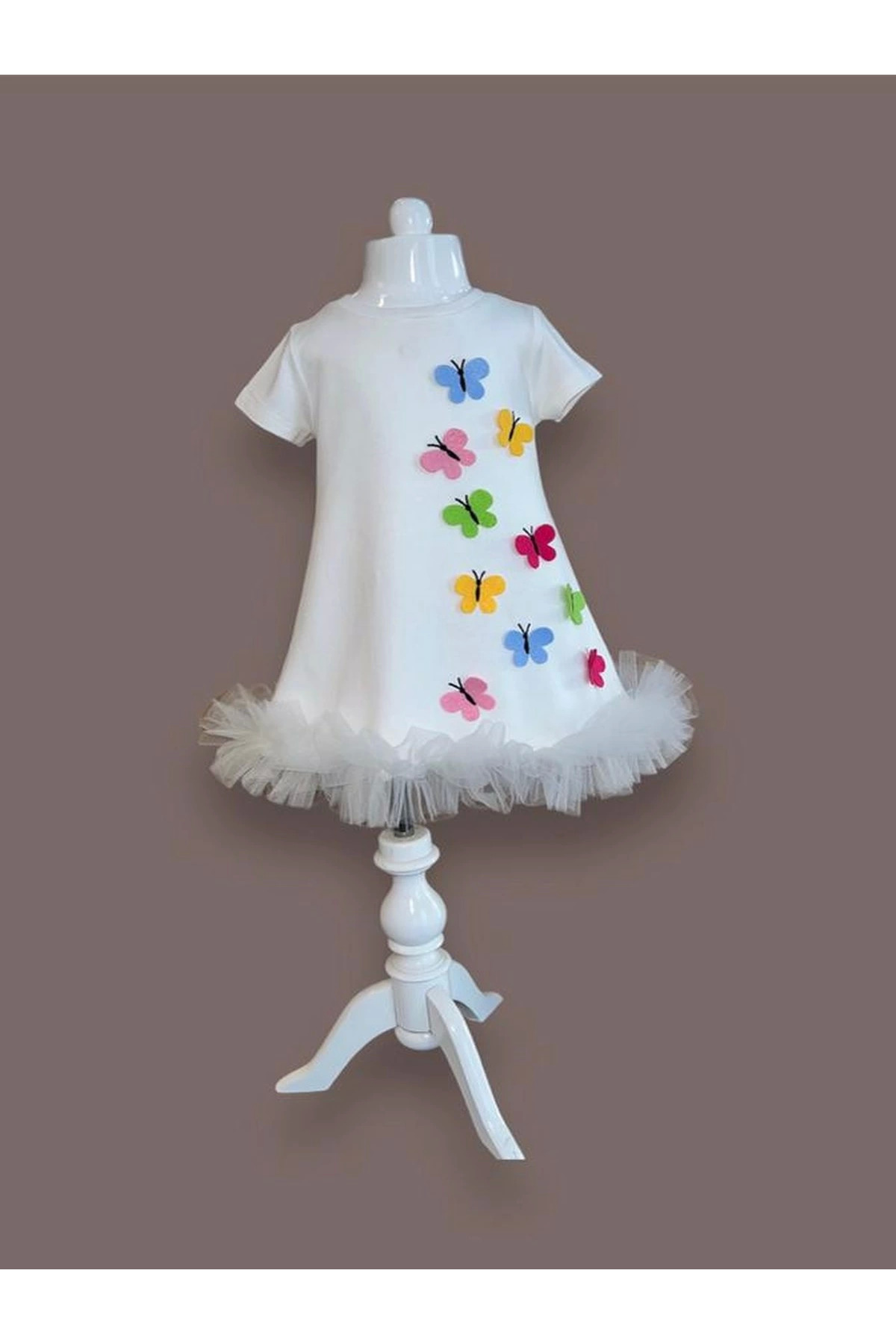melonika 1-2-3 Yaş Renkli Kelebekler Nakışlı Eteği Fırfırlı Jile Çocuk Elbisesi Beyaz fotoğrafı 2 (önizleme)