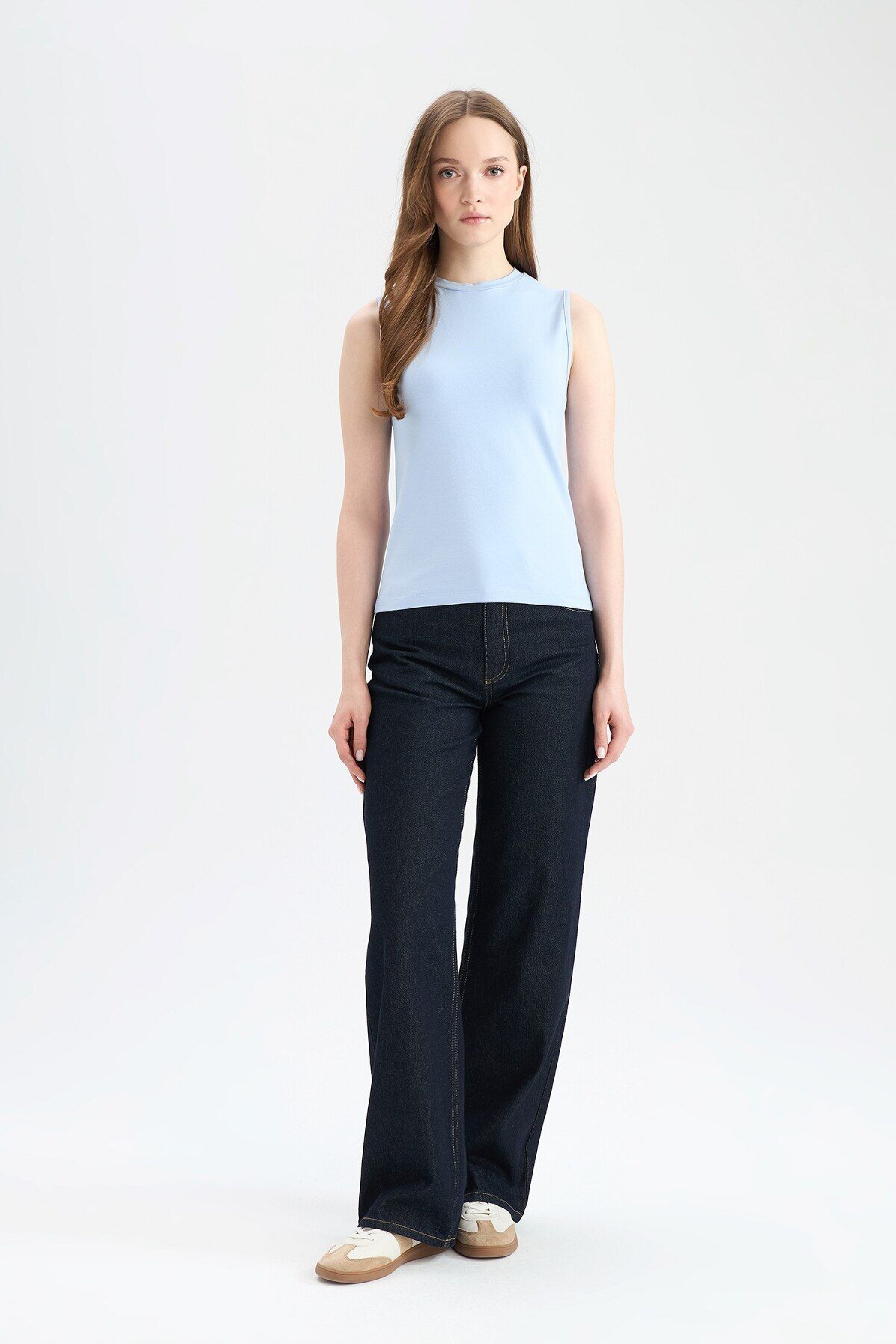 DeFacto-Regular Fit Crew Neck Basic Plain Sleeveless Tunic E7619Ax25Sp 2