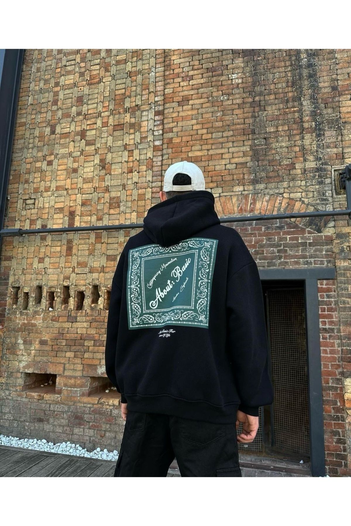 GIANTSTORE Siyah About Basic Baskılı Kapüşonlu Oversize Sweatshirt Unisex