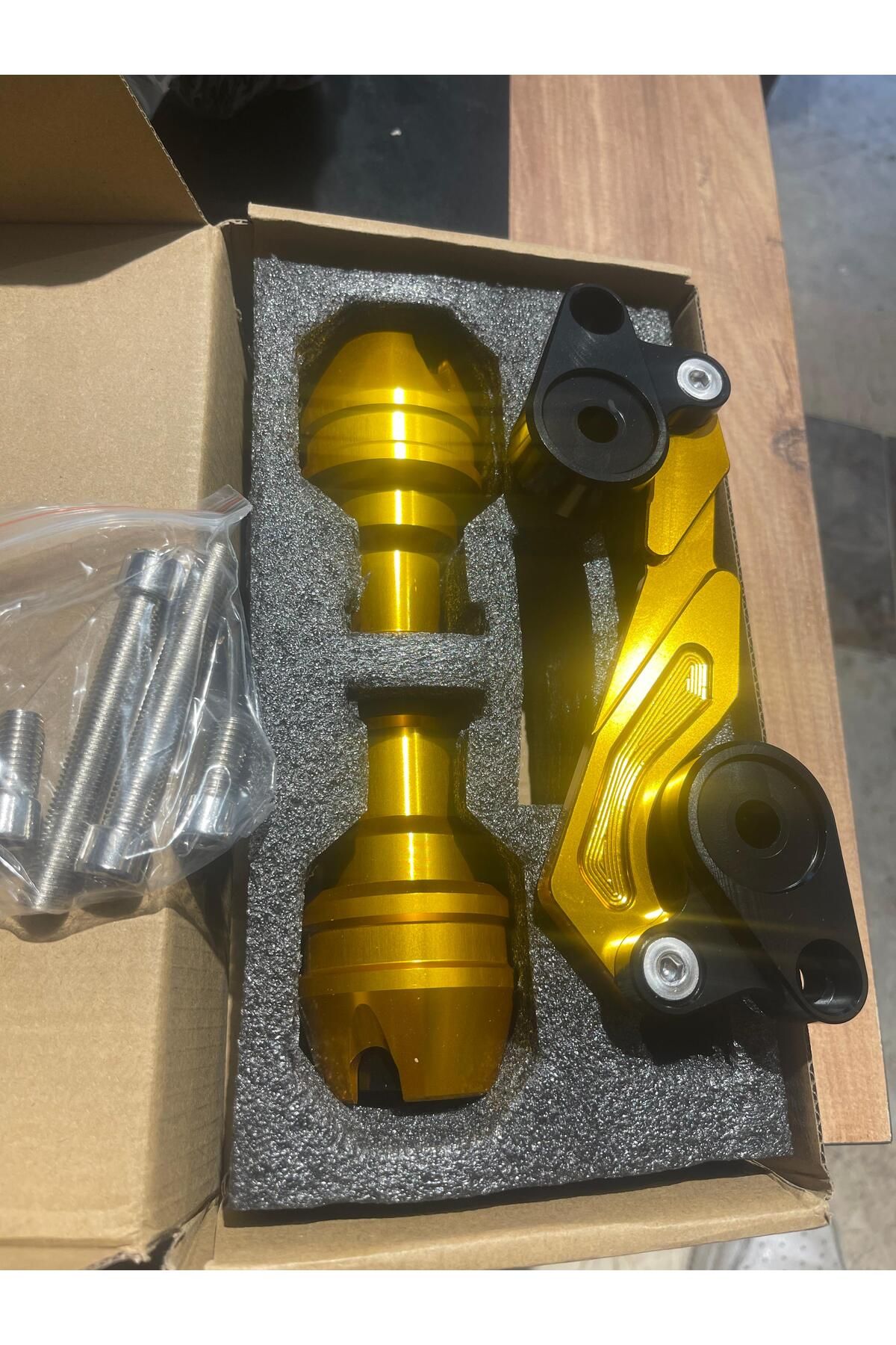 Dnc Motor Aksesuar EGZOZ KORUMA TAKOZU CNC SARI (GOLD) Pcx Nmax Xmax Forza VB.