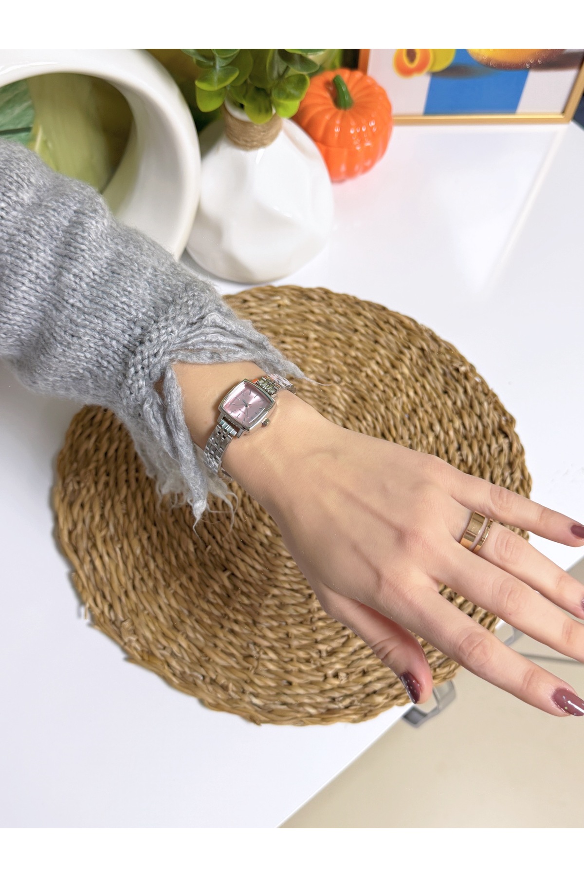 Bimodabu  Vintage Retro Kordon Kadın Kol Saati - Görsel 6