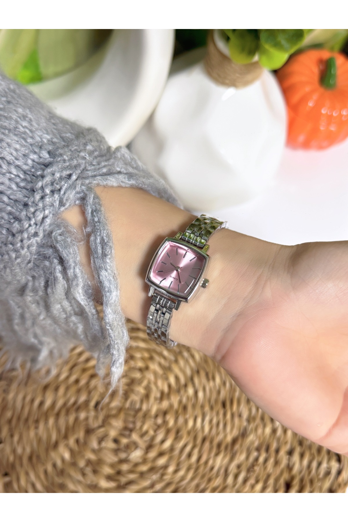 Bimodabu  Vintage Retro Kordon Kadın Kol Saati - Görsel 5