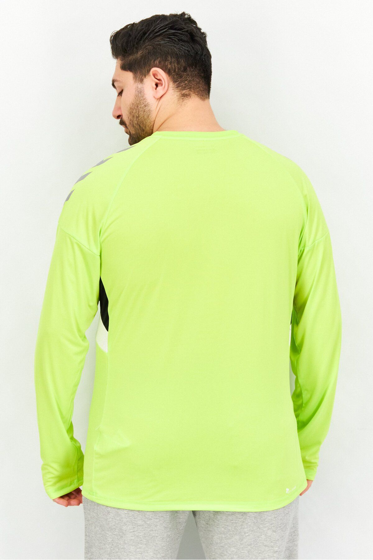 hummel-Men Sportswear Fit Long Sleeves Tech Move T-shirt, Lime 4