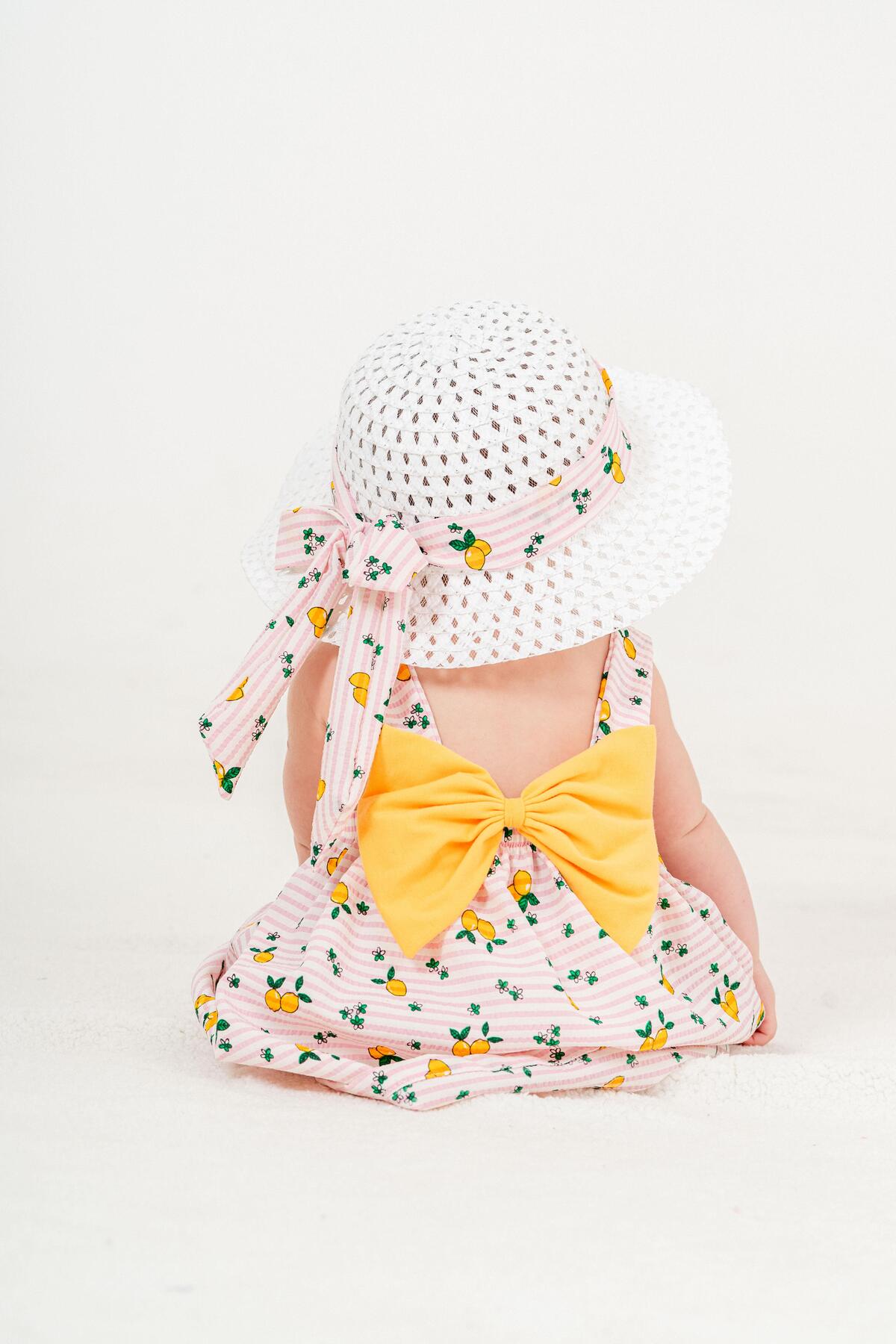 Chicsy Baby Tatlı Limon Desenli Şapkalı Fiyonklu Kız Bebek Elbisesi fotoğrafı 3 (önizleme)