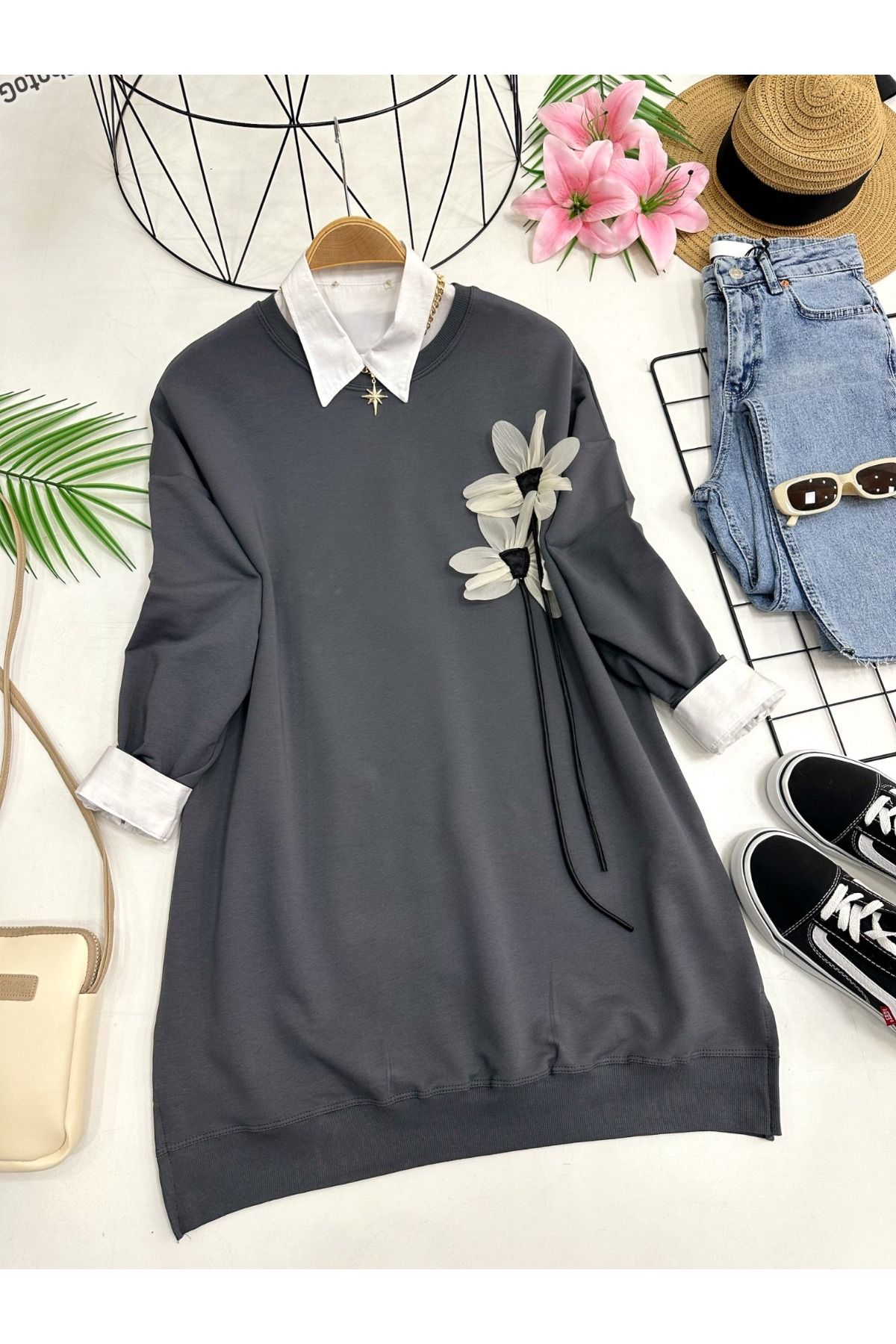 complete the look image