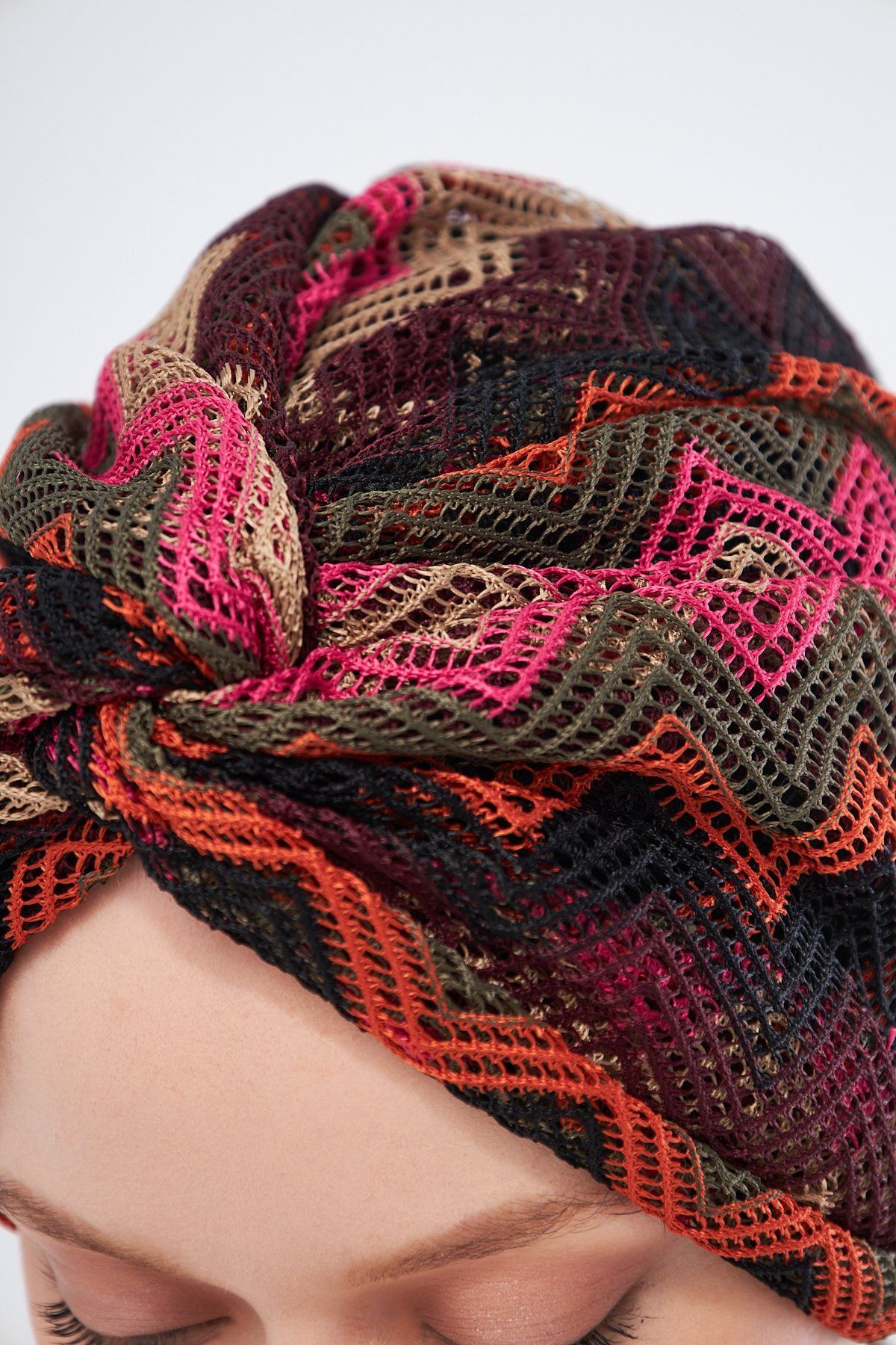 HÜRREM BONE-Loose Hijab Bonnet - Black Gathered and Knitted Patterned Mesh 2403_01 3