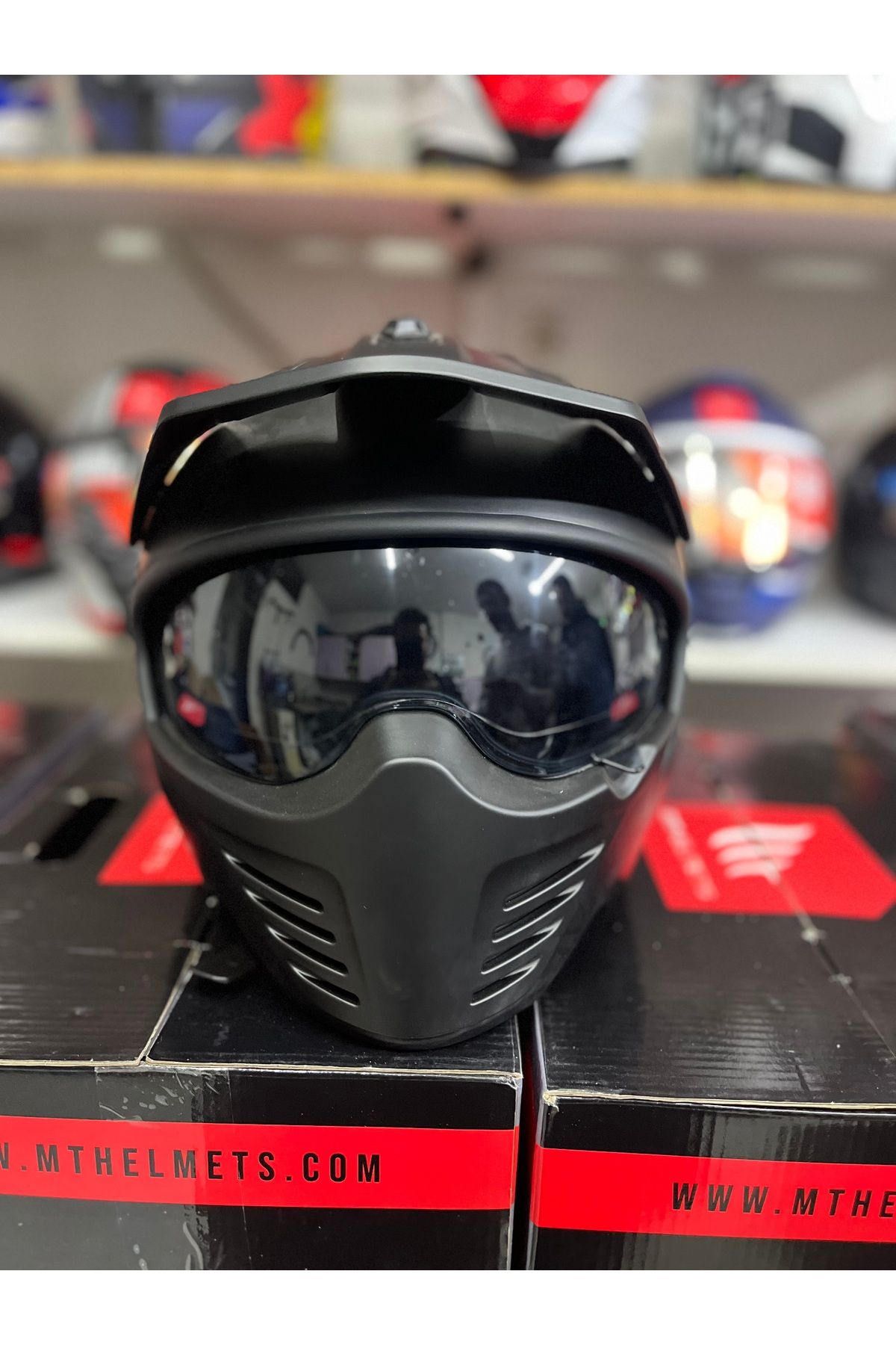 SHNMOTO TOKYO 726 KASK ÇENE ÇIKAN MODEL