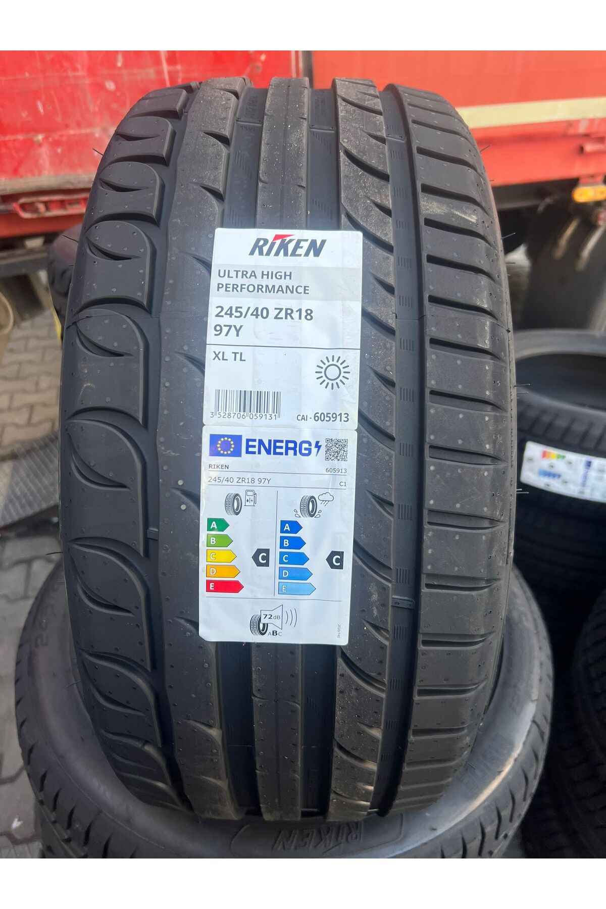 RIKEN 245/40r18 97y Xl Ultra High Performance Yazlık Lastik 2024 Tarihli