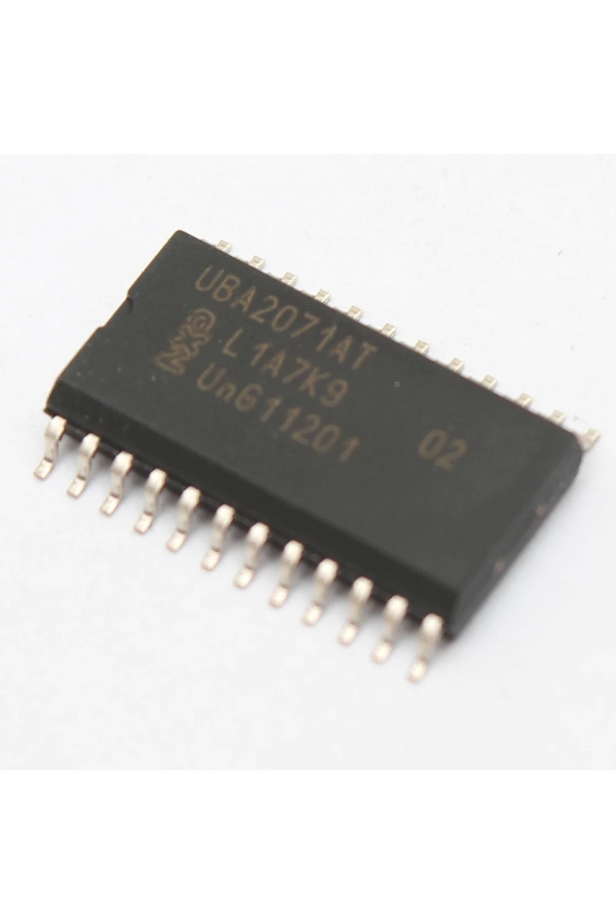 ShopZum UBA 2071AT SMD  UBA 2071T SMD