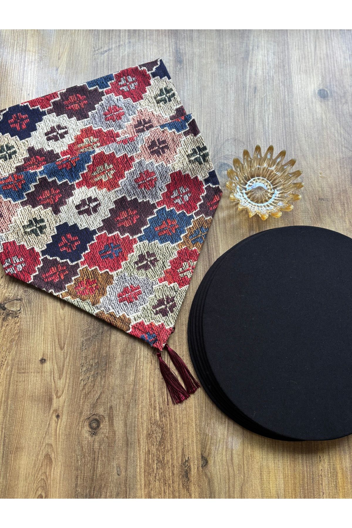 HALFART Kilim Desen Duck Keten Runner ve 6'lı Siyah Supla Seti