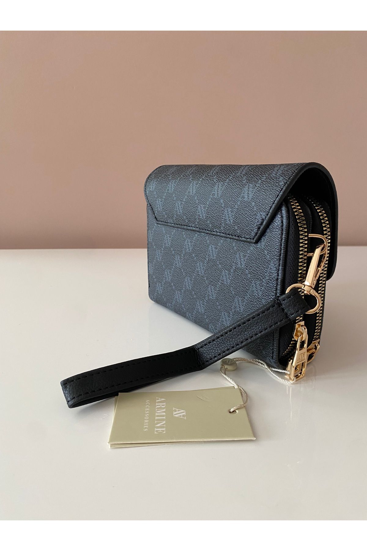 Armine-Hand Bag 2
