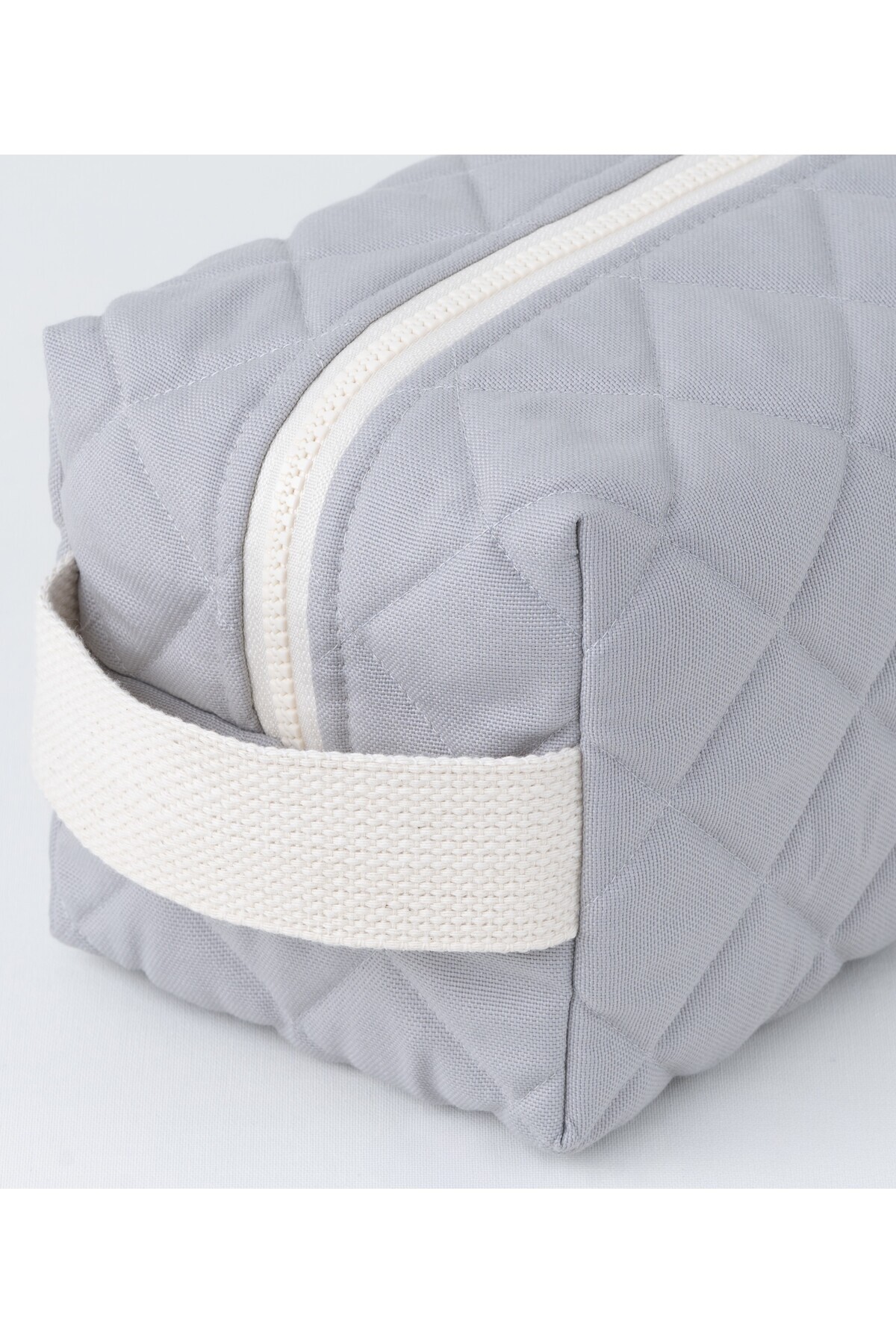 کیف مسافرتی و آرایشی Dy-son Airwrap به رنگ خاکستری مربعی و سایز XL برای تمام ابزارهای حالت دهنده مو - خاکستری PFD502 — تصویر 5 از 6