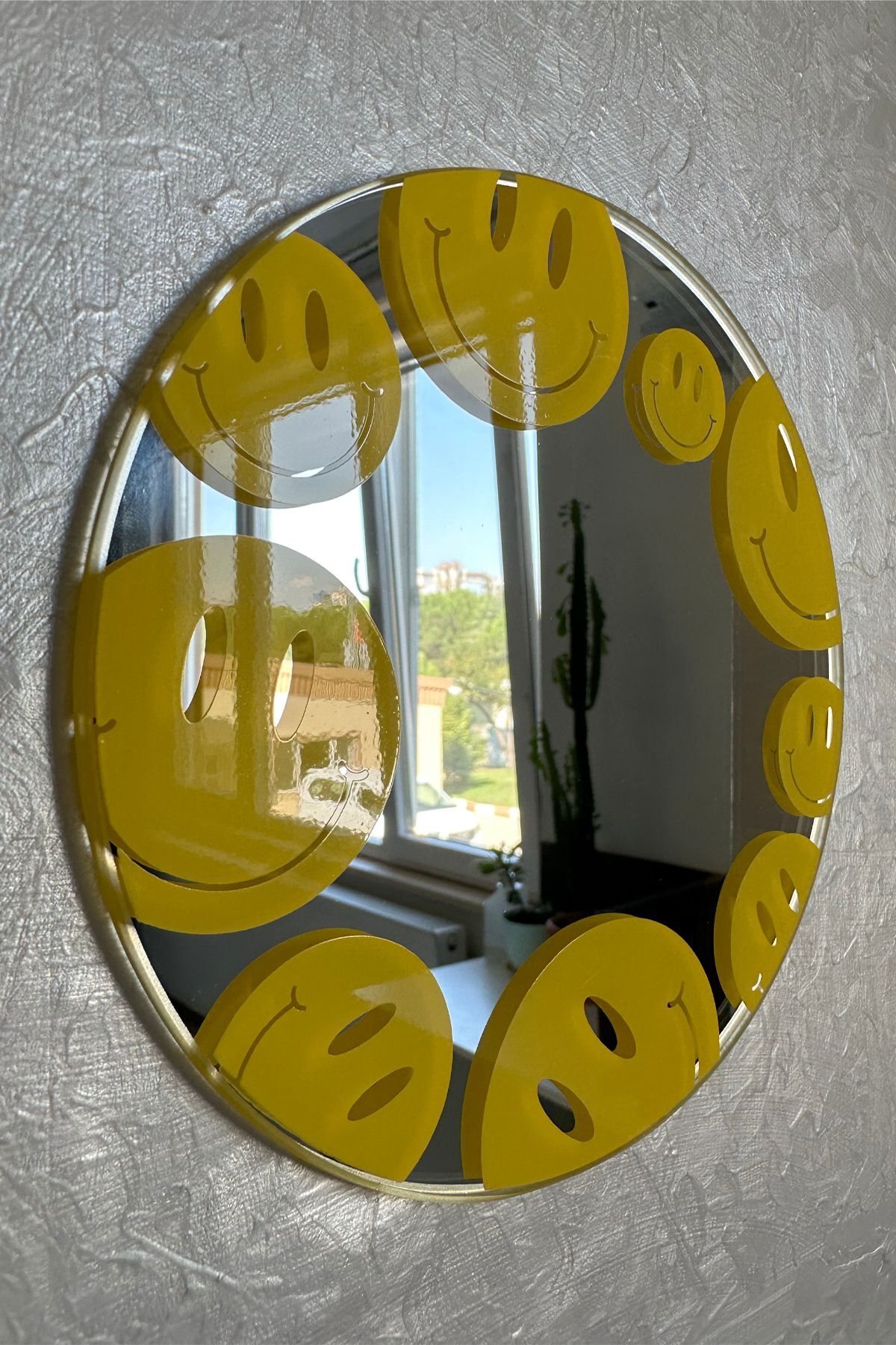 Echo Deco Smile Printed Round Decorative Mirror Yellow Color 15*15