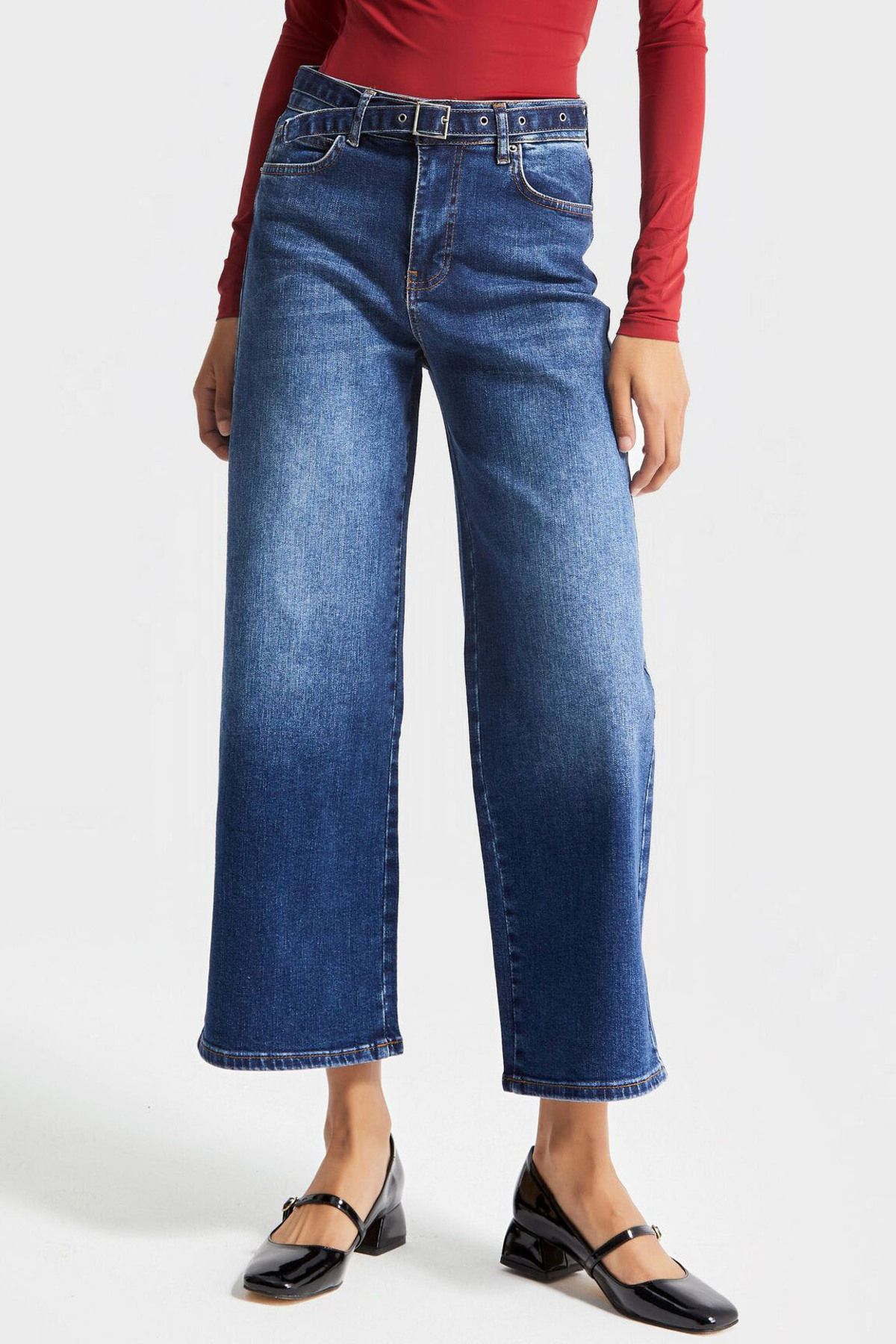 Vivika Kısa Crop Straight Düz Kesim Beli Kemerli Fermuarlı 5 Cepli Yüksek Bel Esnek Denim Jean Pantolon