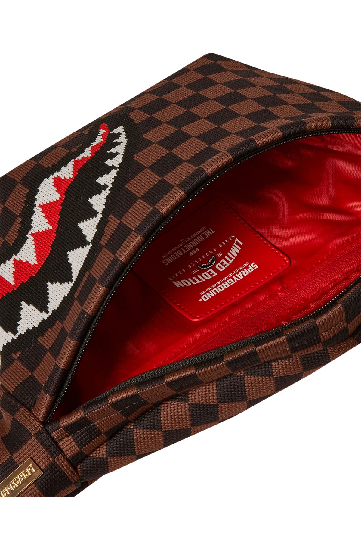 کیف کمری چند رنگ مردانه و زنانه کوسه های گره دار در پاریس BAG طراحی شیک کاربردی Sprayground