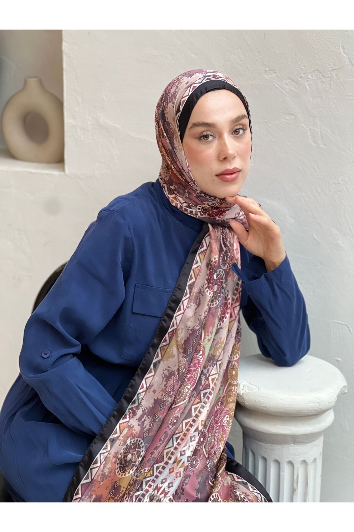 Modakaşmir-Silky Shawl with Aztec Pattern 2