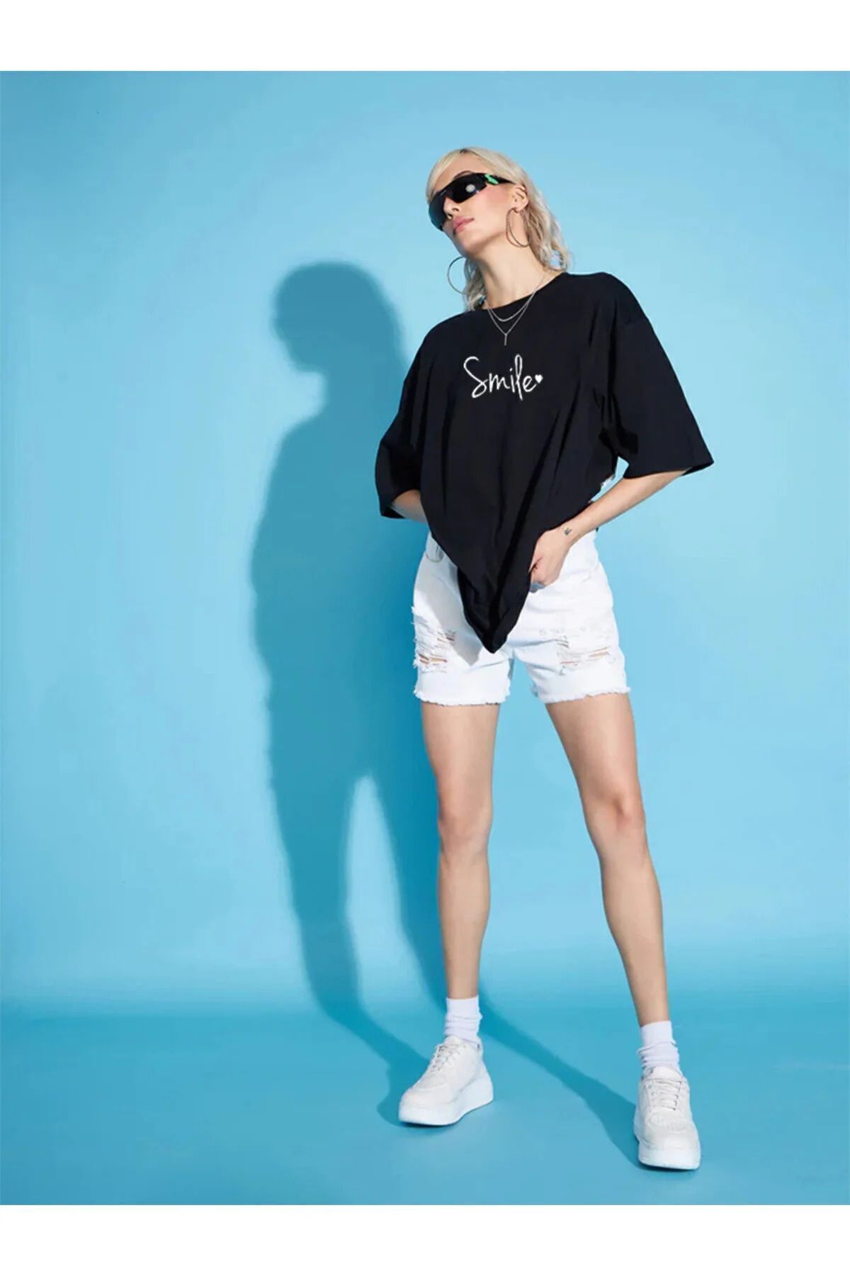 New Shine Siyah Bisiklet Yaka Oversize T-shirt Smile Baskılı