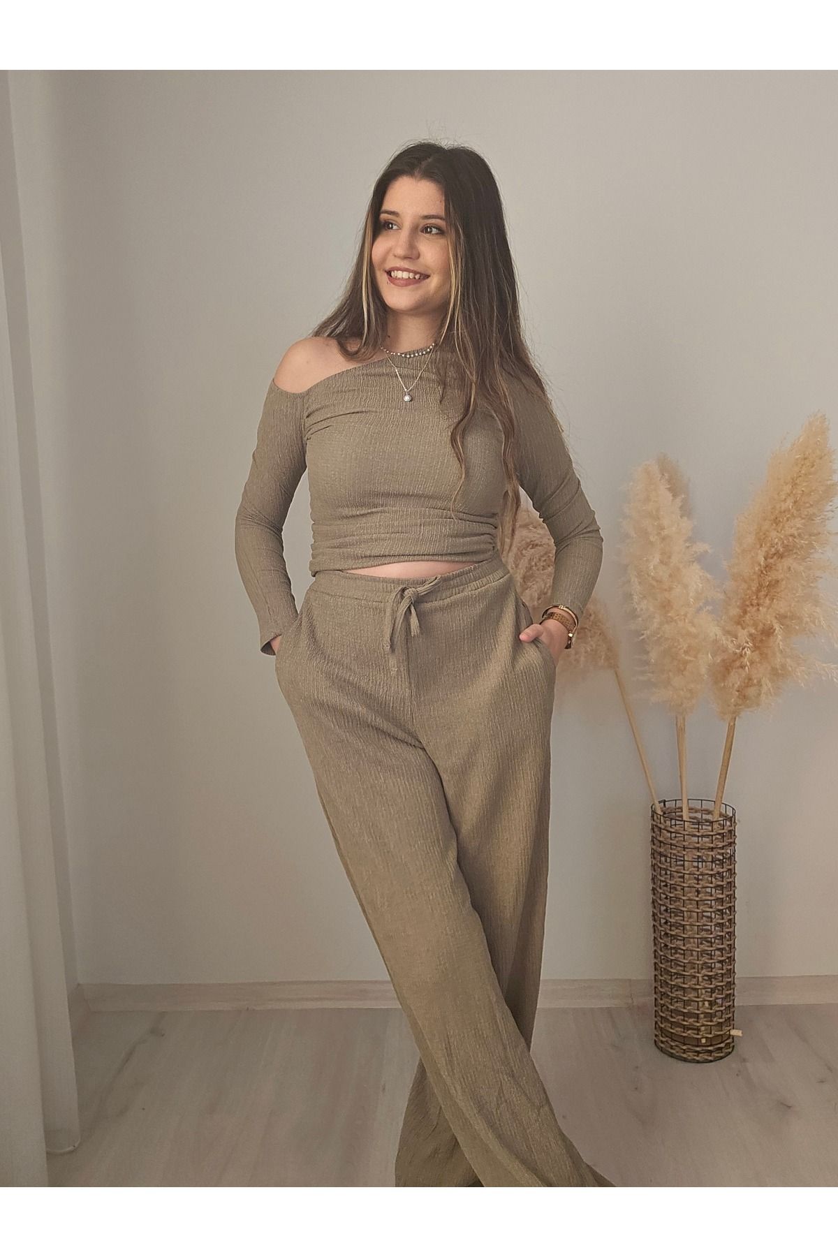 inci boutique Kayık  Yaka Crop Pantolon Yeşil Takım