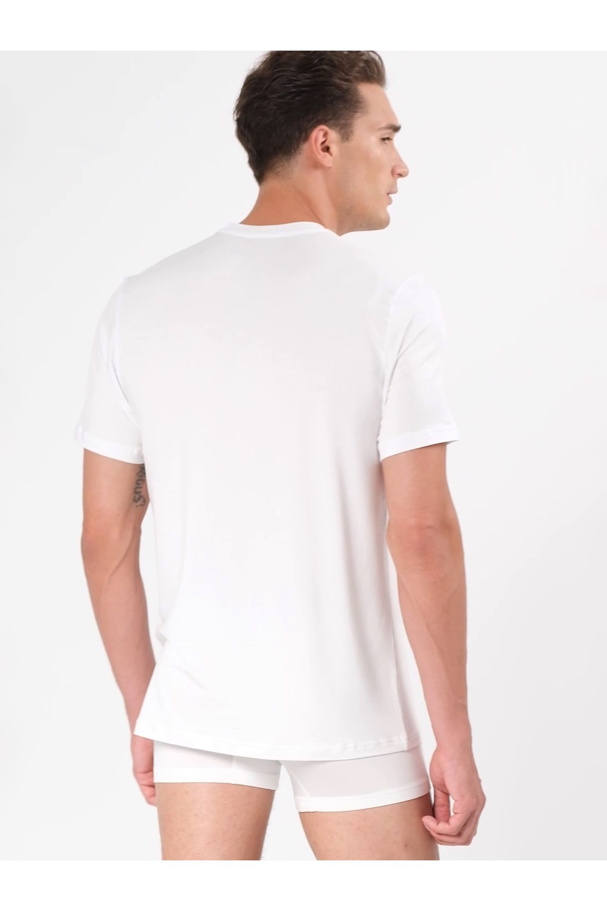 complete the look image