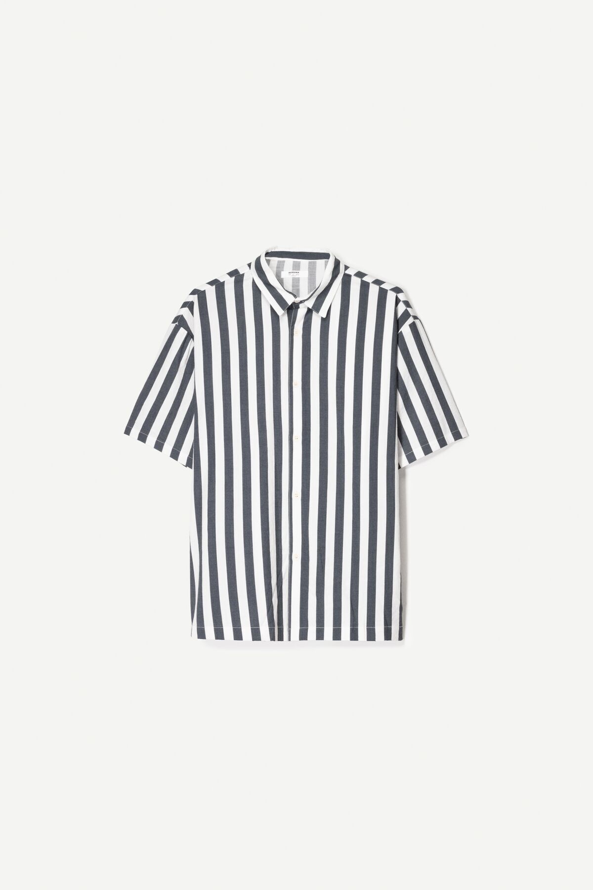 پیراهن آستین کوتاه مناسب و راحت Bershka