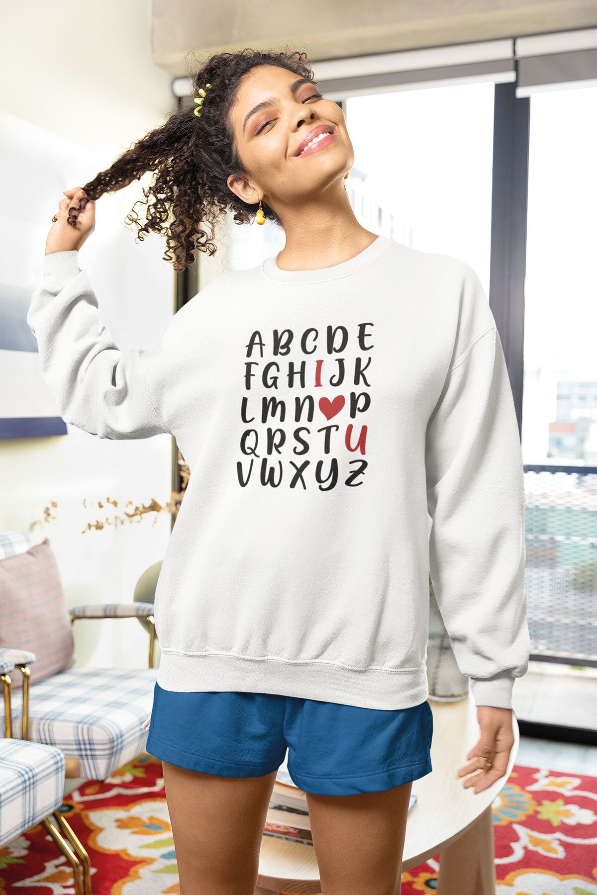 qoeuyl boutique Alfabe I Love You Baskılı Sevgiliye Hediye Sevgililer Günü %100 Pamuklu Bisiklet Yaka Sweatshirt