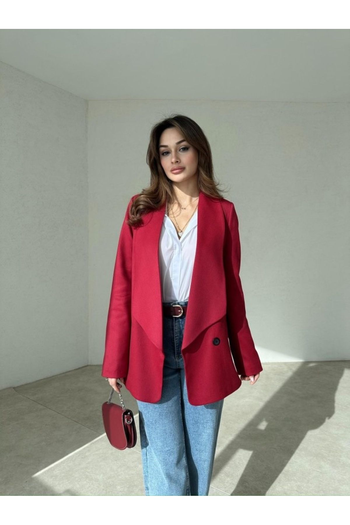 Rabia Çelik Kadın Bordo Geniş Yakalı Tek Düğmeli Blazer Ceket