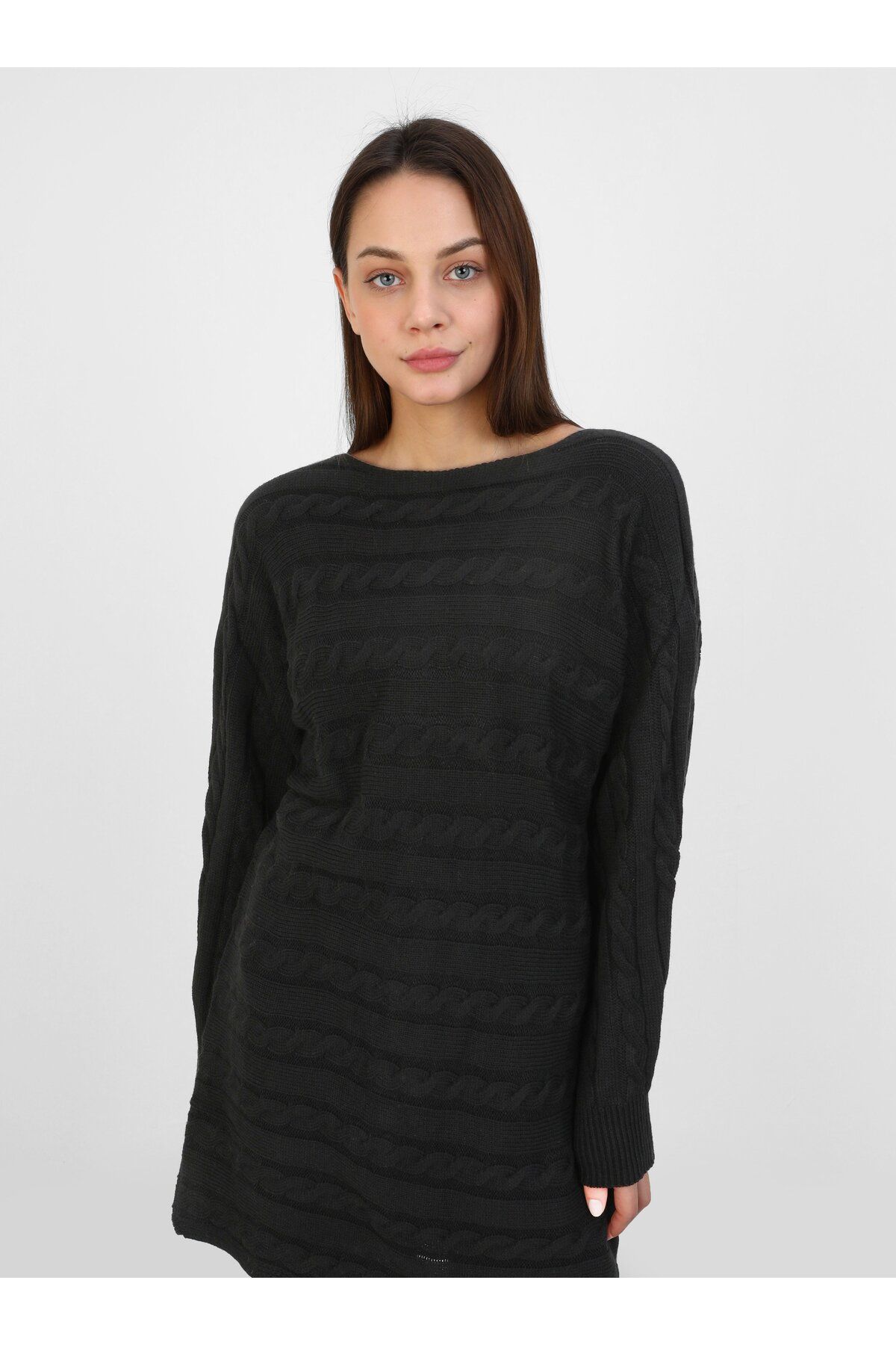 Por La Cara-Black Knitwear Tunic - Por La Cara Design 2