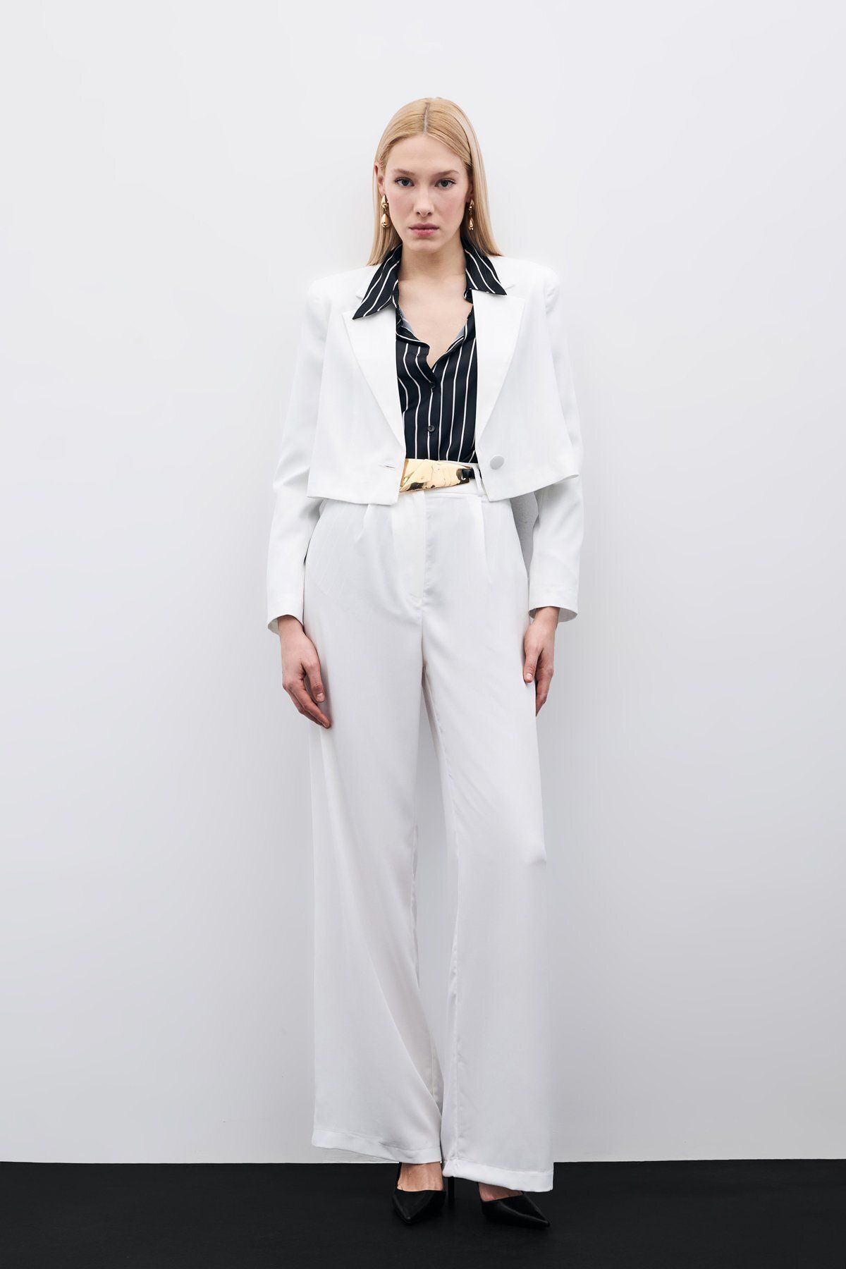 Sateen-Pantaloni crep ecru - design plisat 2