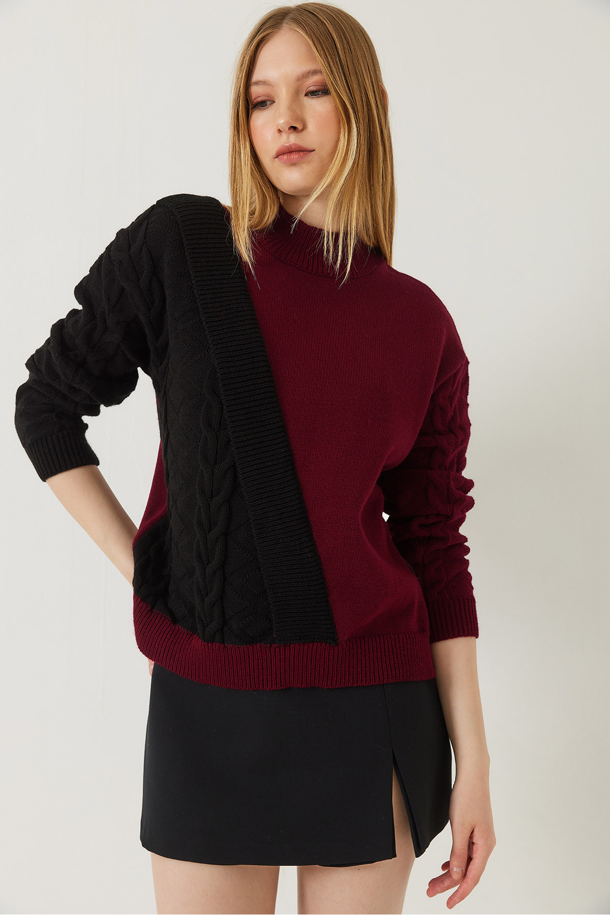 LUCCI Patterned Half Turtleneck Ribbed Sweater 2
