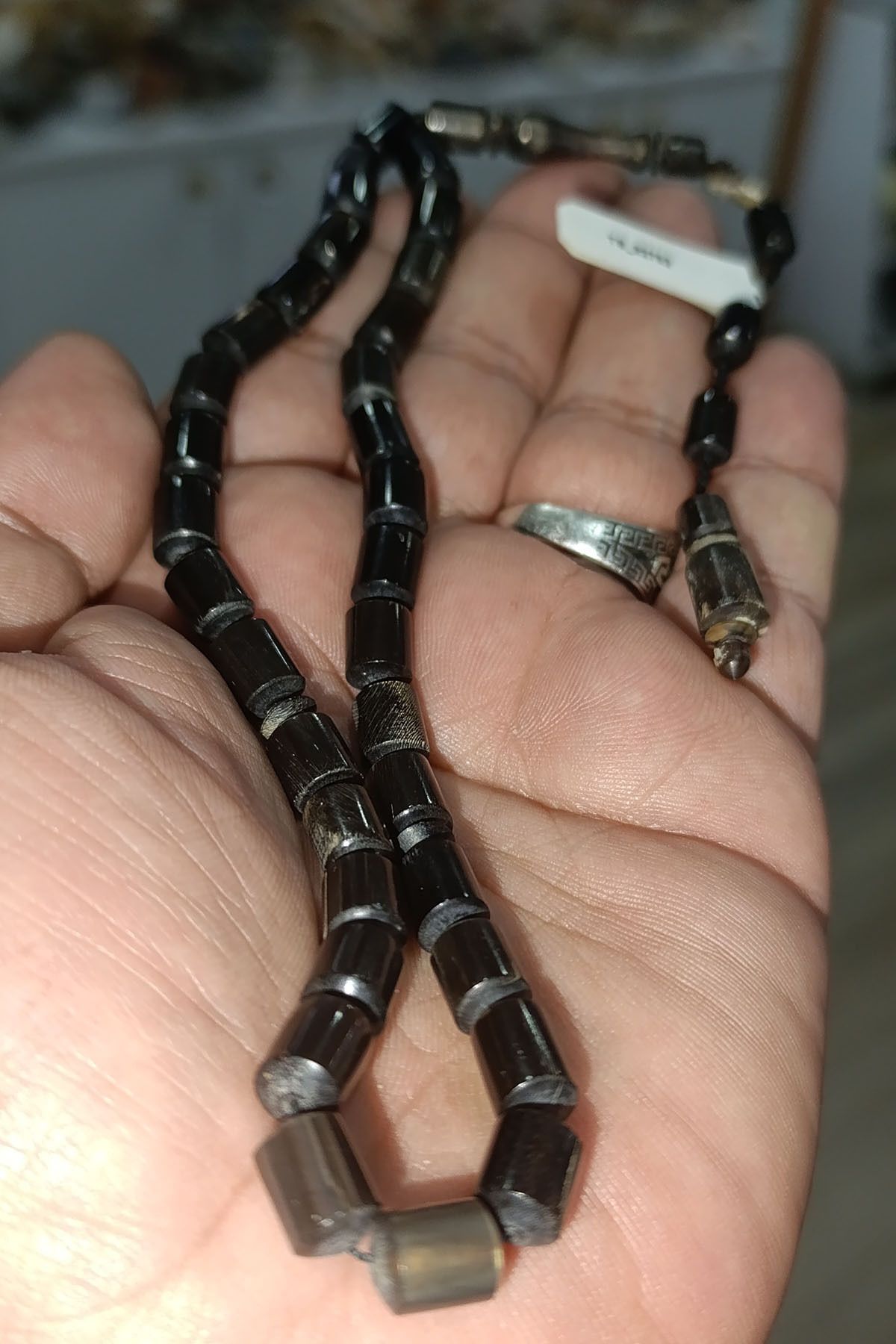 TAŞÇIZADE-Buffalo Horn 7.5 X 9.5 mm Capsule Cut Horn Rosary 1