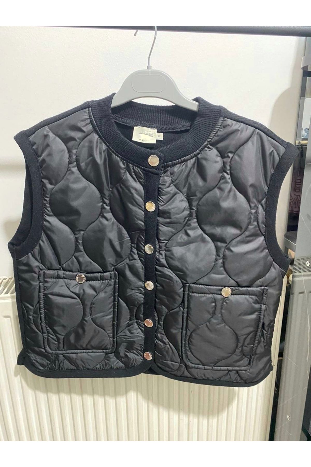 Butik KAPİTONELİ BOMBER YELEK YENİ SEZON